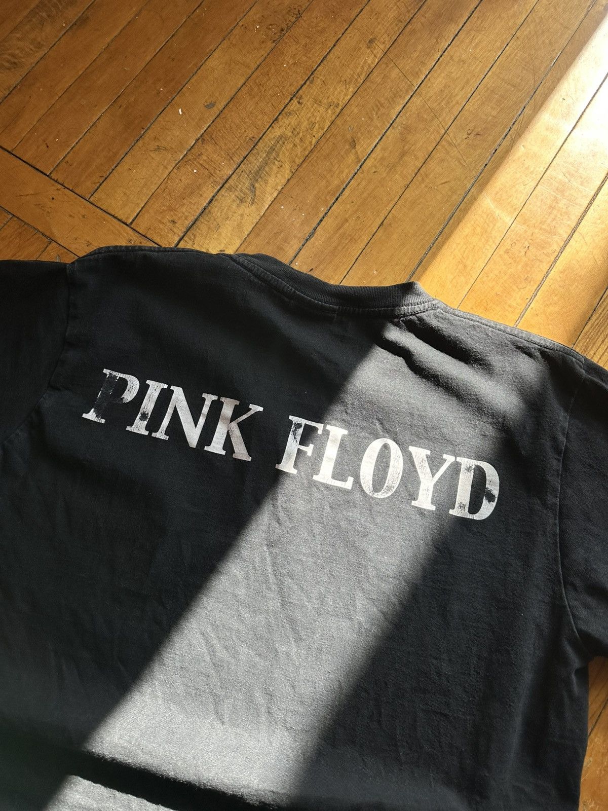 Band Tees 🔥 Vintage 90s PINK FLOYD THE DARK SIDE OF THE MOON T SHIRT Size US M / EU 48-50 / 2 - 6 Thumbnail