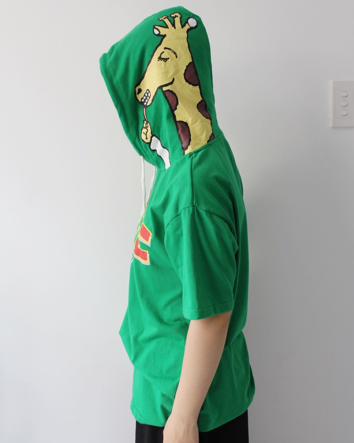 Hysteric Glamour OKASHI COLLABO CALBEE SHORT SLEEVE HOODIE Size US XL / EU 56 / 4 - 3 Thumbnail