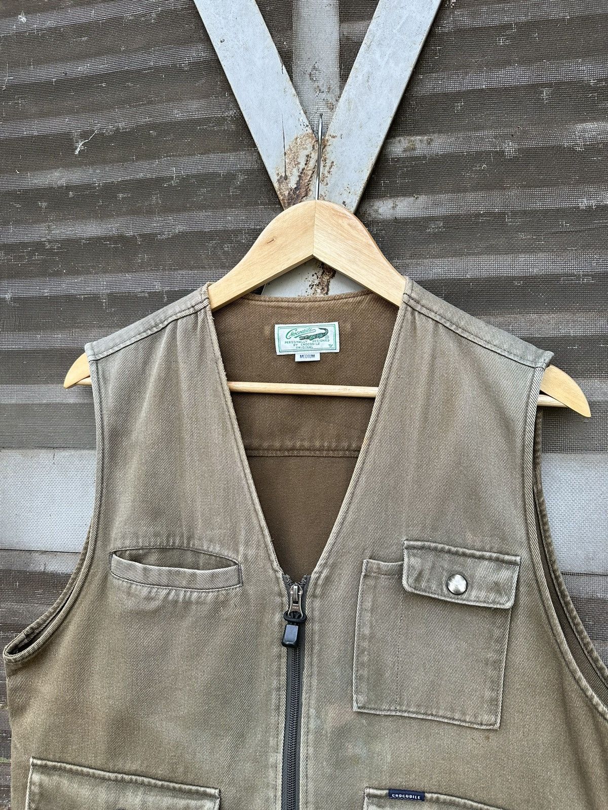 Vintage Vintage THRASHED Crocodile Classic Vests Size US M / EU 48-50 / 2 - 4 Thumbnail