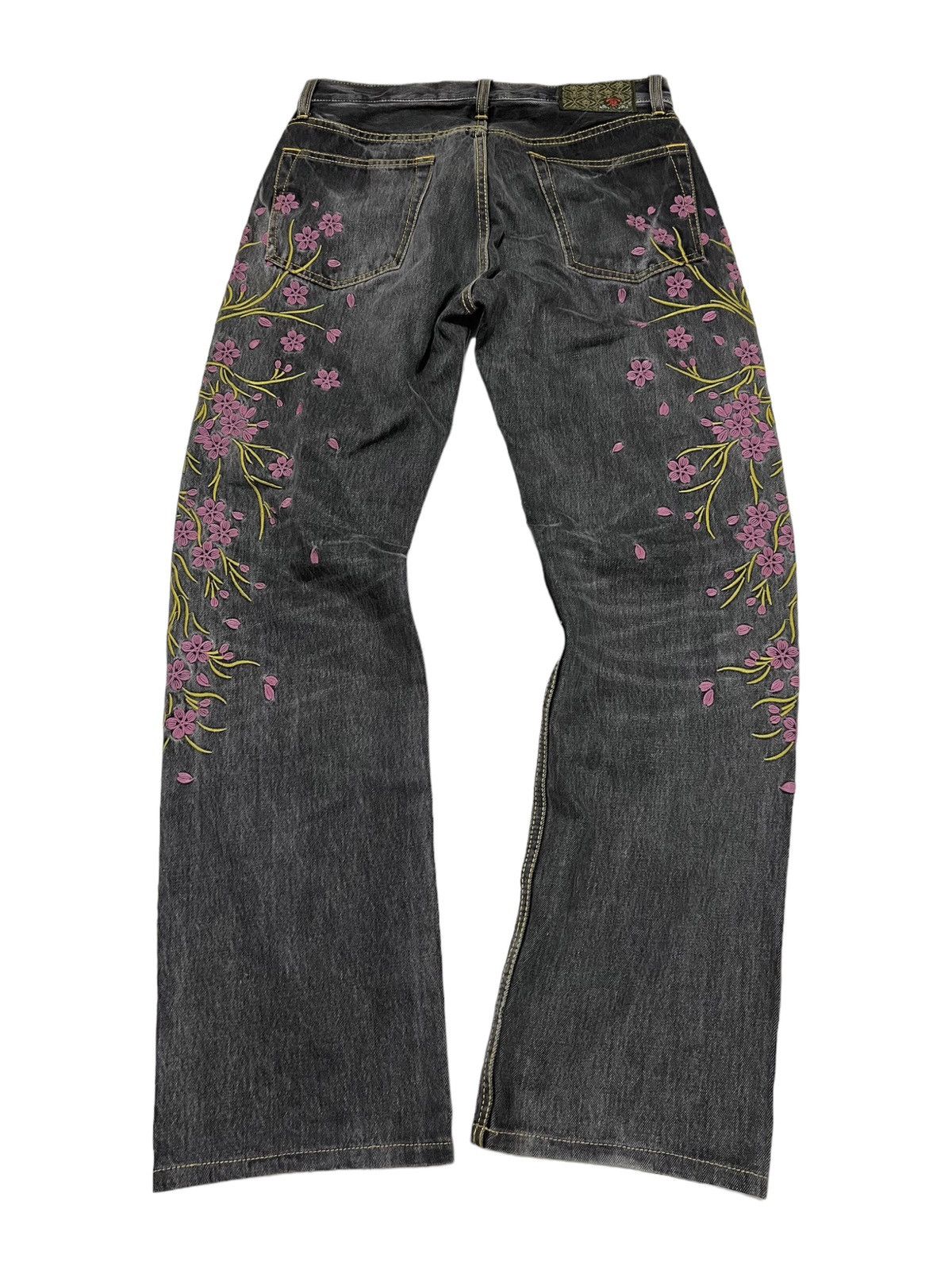 Eternal × Japanese Brand Eternal japanese sakura emboidered denim pants Size US 30 / EU 46 - 2 Thumbnail