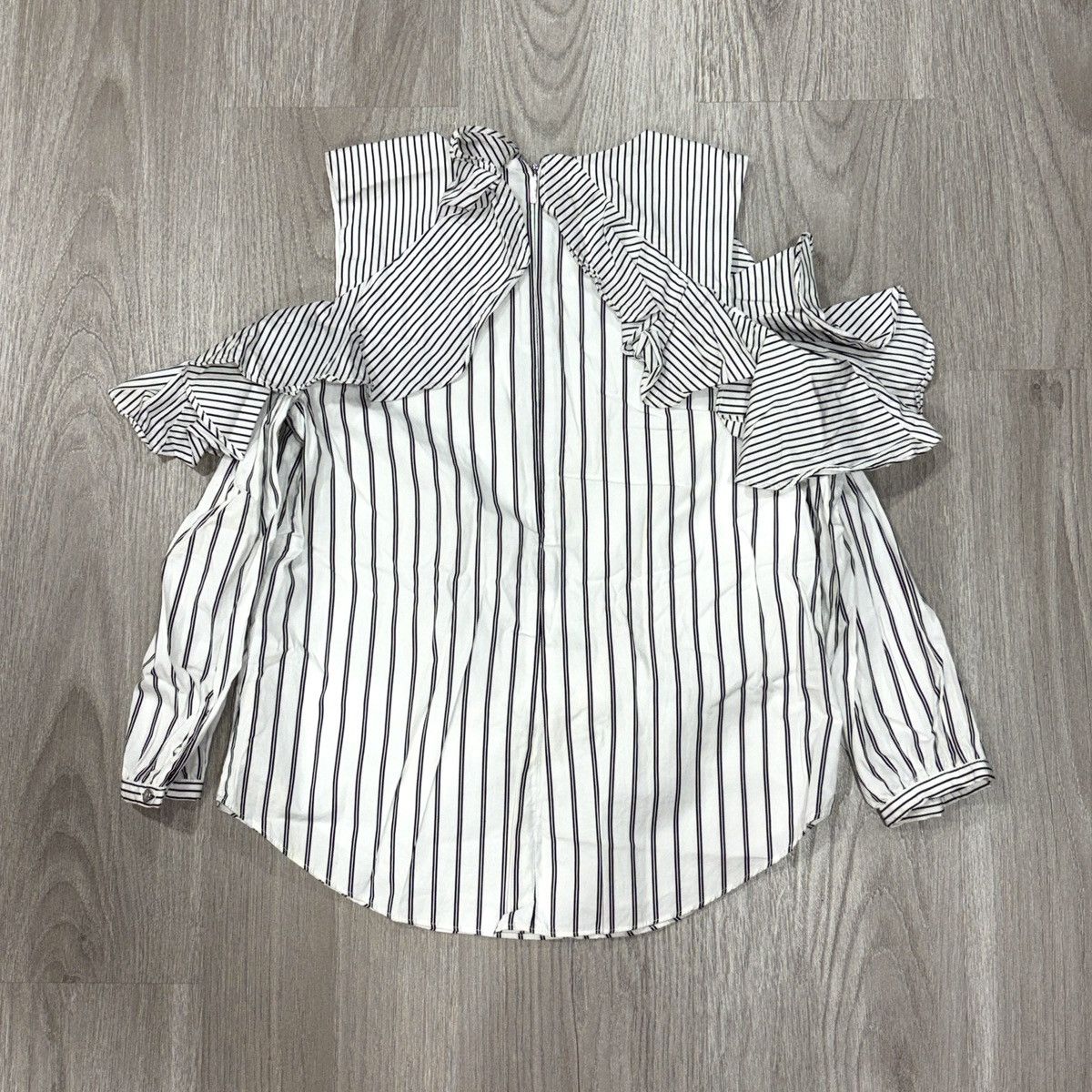 Ralph Lauren Lauren Ralph Lauren Striped Cold Shoulder Blouse Womens Size S / US 4 / IT 40 - 4 Thumbnail