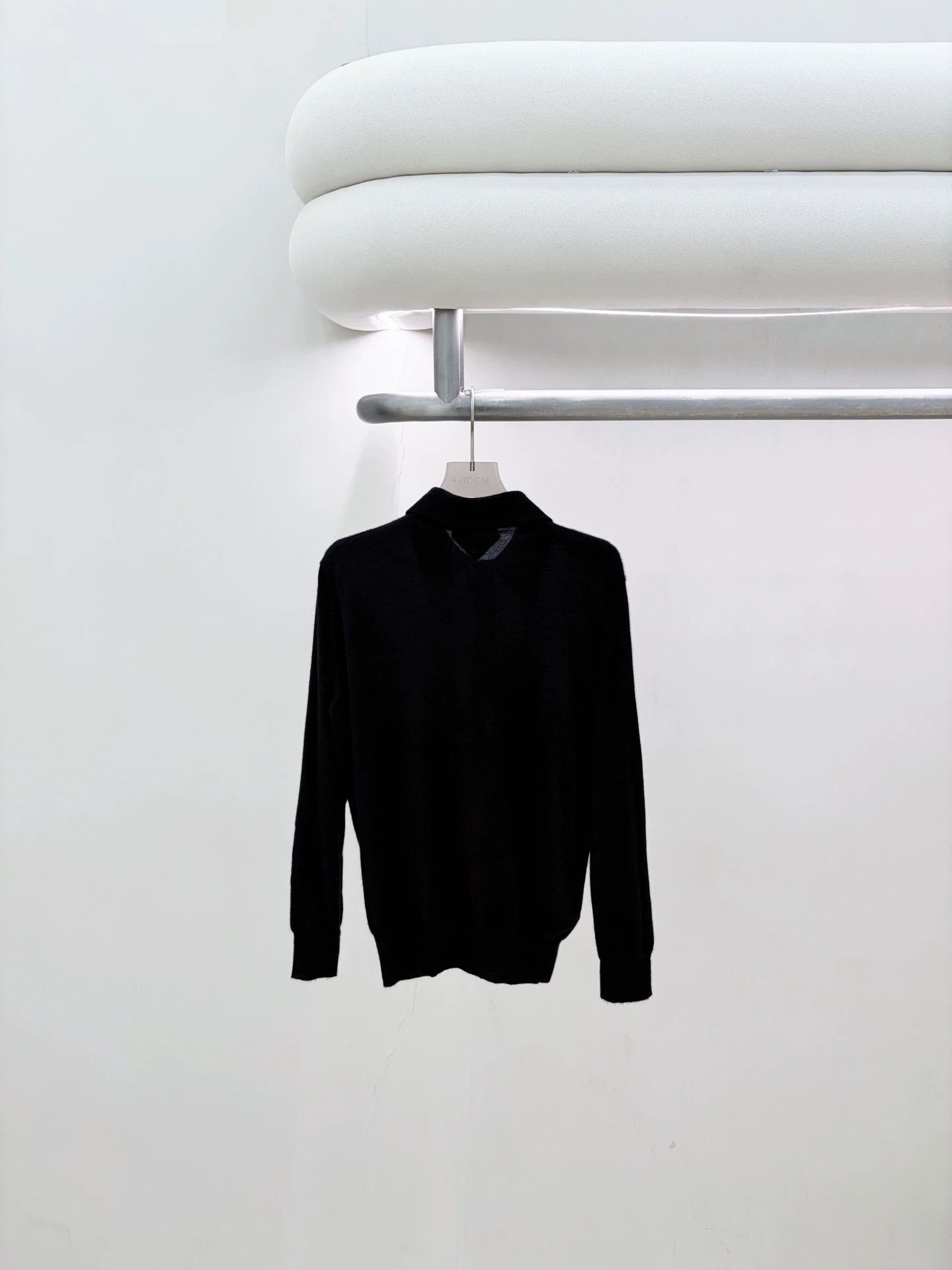 Prada Prada black cashmere sweater 36 with holes Size XS / US 0-2 / IT 36-38 - 2 Thumbnail