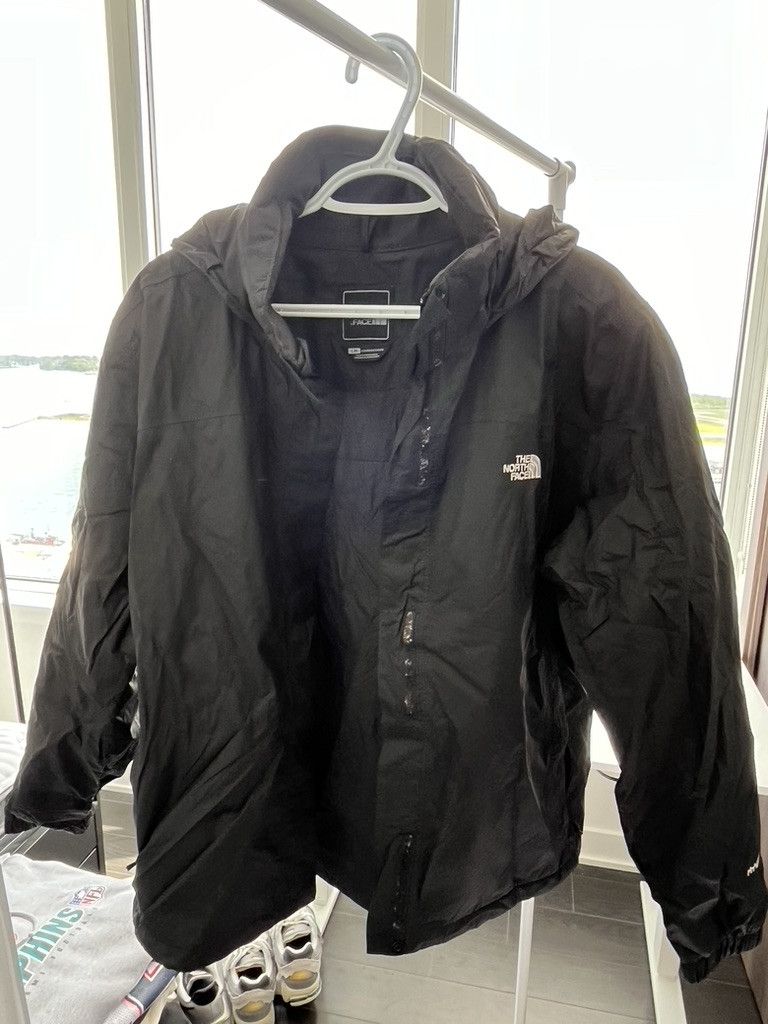 The North Face TNF Jacket Size L / US 10 / IT 46 - 1 Thumbnail