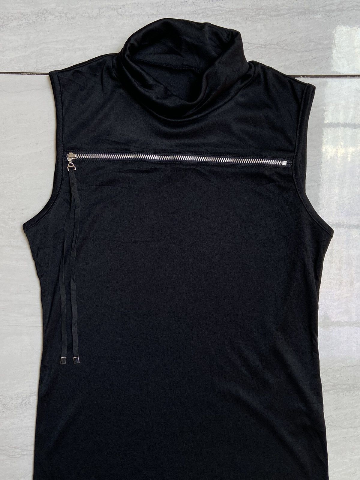 Karl Lagerfeld LAGERFELD Black Sleeveless T-Shirts Size US XS / EU 42 / 0 - 6 Thumbnail