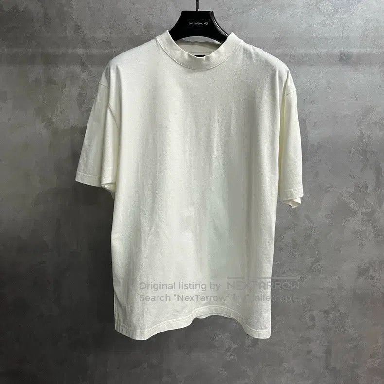 Balenciaga White plain Hawaiian palm tree print round neck