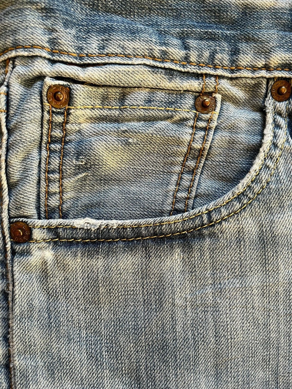 Levi's Vintage Levis Blue Wash Distressed Baggy Jean Shorts Jorts Size US 33 - 4 Thumbnail
