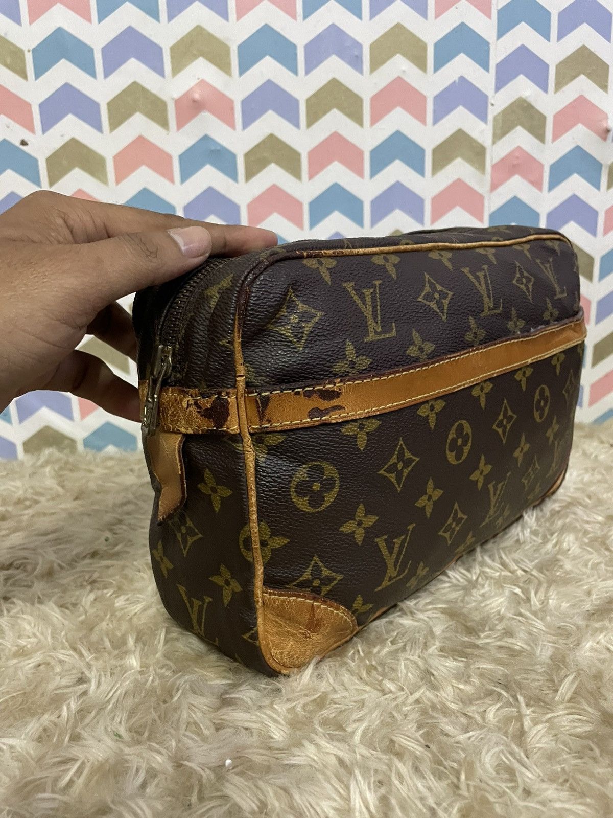 Louis Vuitton Vintage Louis Vuitton Cluct Bag Size ONE SIZE - 15 Thumbnail