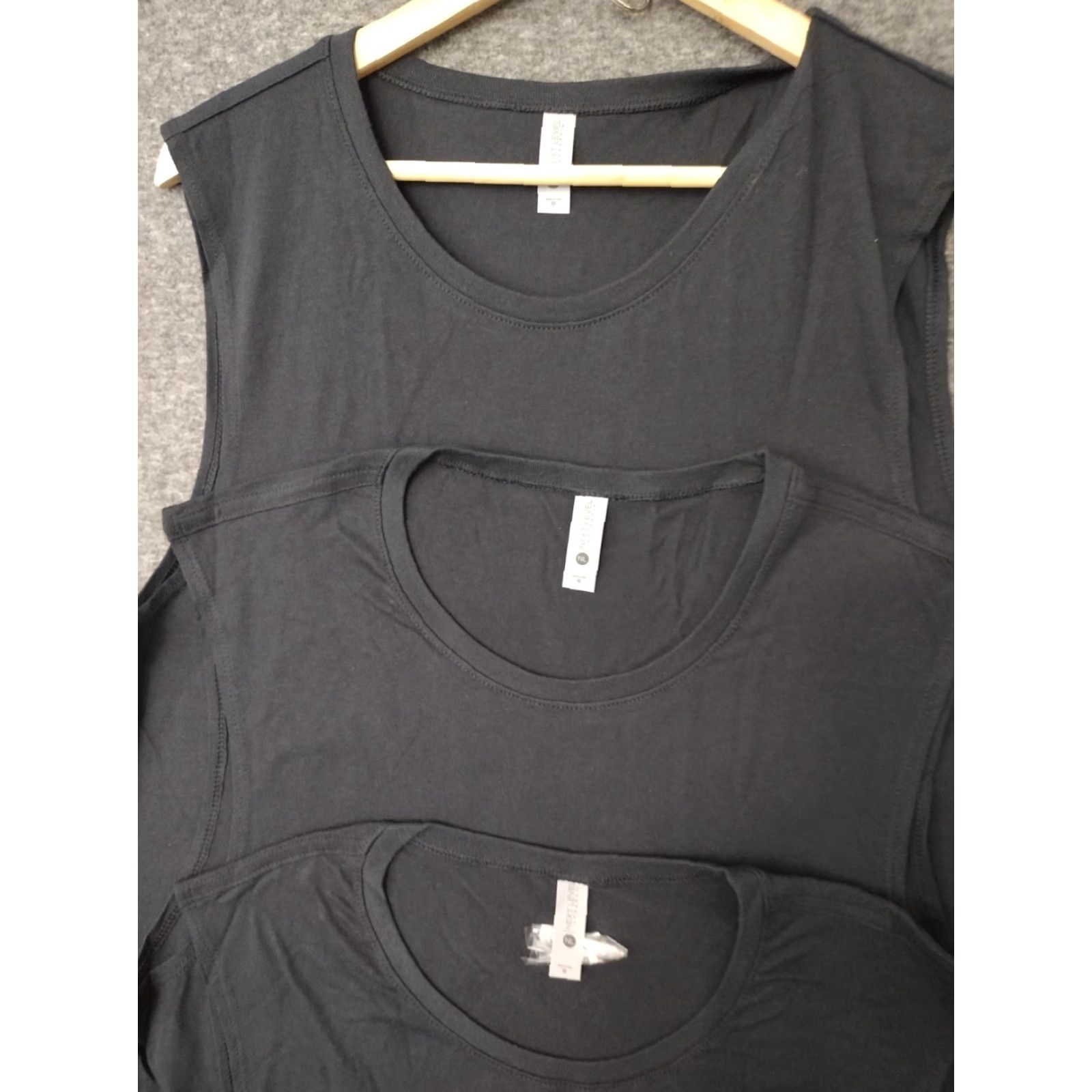 Next Level Next Level Apparel 3-Pack Men's Size M Black Cotton Pullover Muscle Tank Top Size US M / EU 48-50 / 2 - 3 Thumbnail