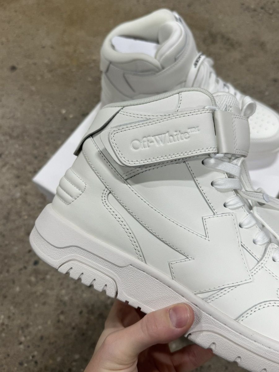 Off-White Off-White Out of Office Mid Top Leather Sneaker NEW 800$ Size US 7.5 / EU 40-41 - 2 Thumbnail