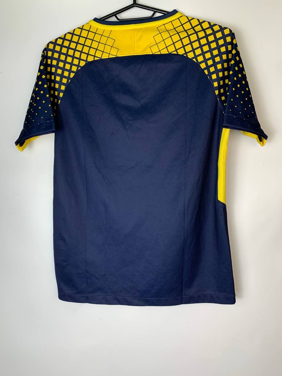 Nike 2017-2018 Red Bull Salzburg Nike Away Football Shirt Jersey Size US XS / EU 42 / 0 - 2 Thumbnail