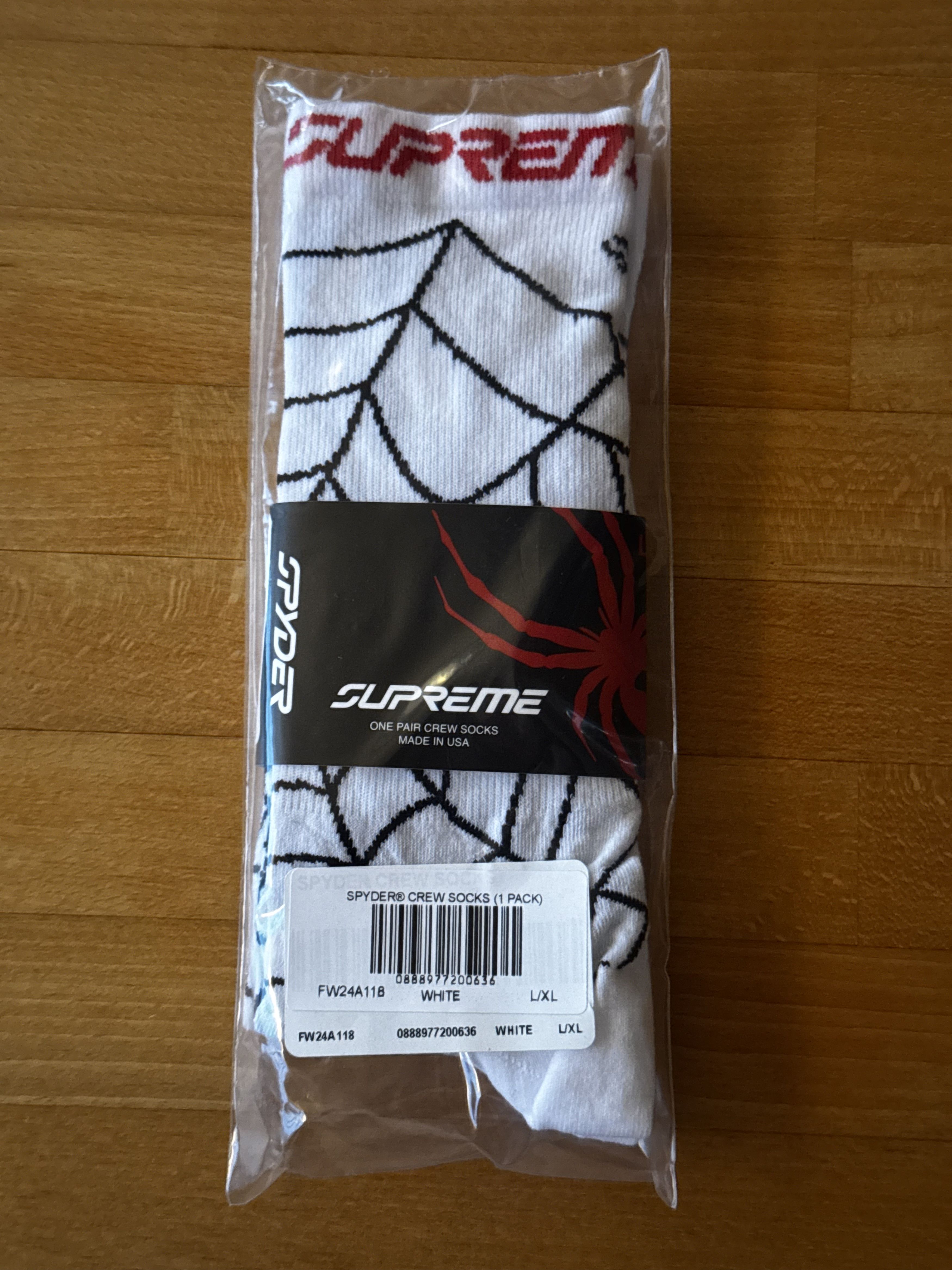 Spyder × Supreme Crew Socks Size 46 - 1 Thumbnail