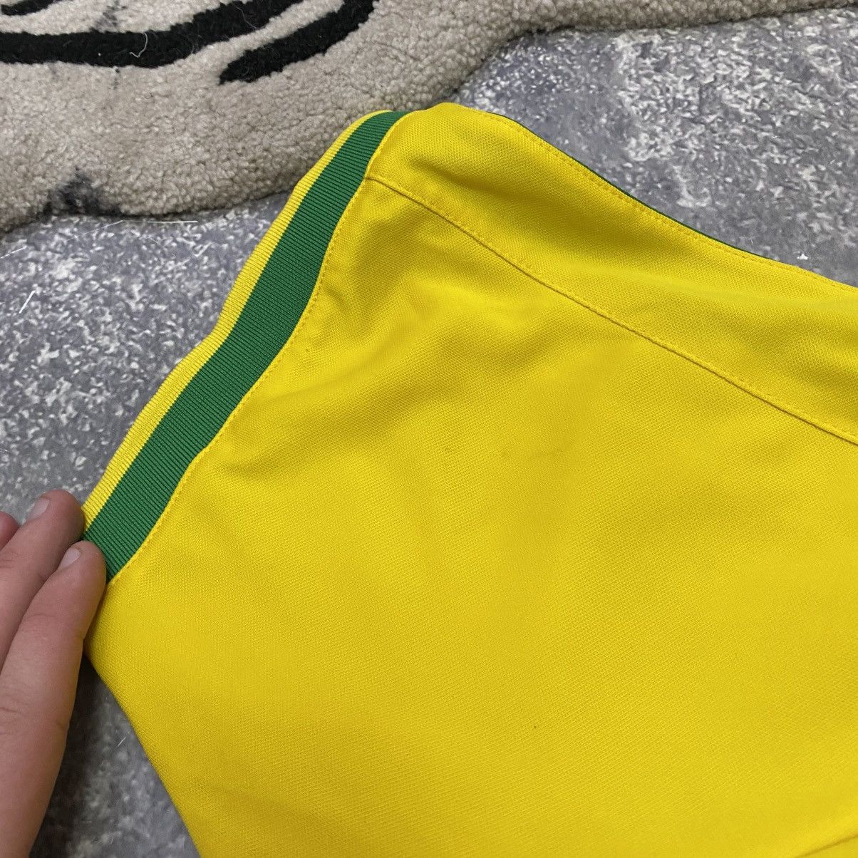 Vintage Vintage Nike Brazil Style Roberto Carlos 90’s soccer jersey Size US L / EU 52-54 / 3 - 10 Thumbnail