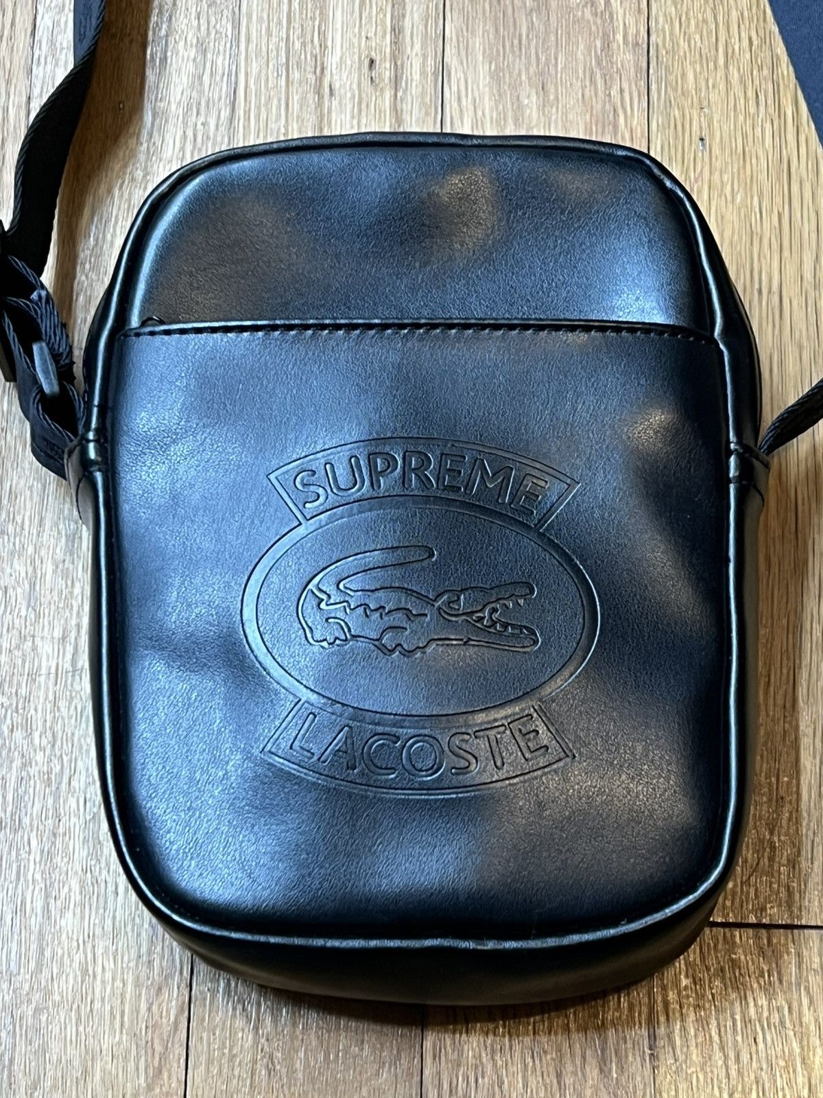 Lacoste × Supreme Supreme x Lacoste Black Leather Shoulder Bag Size ONE SIZE - 4 Thumbnail
