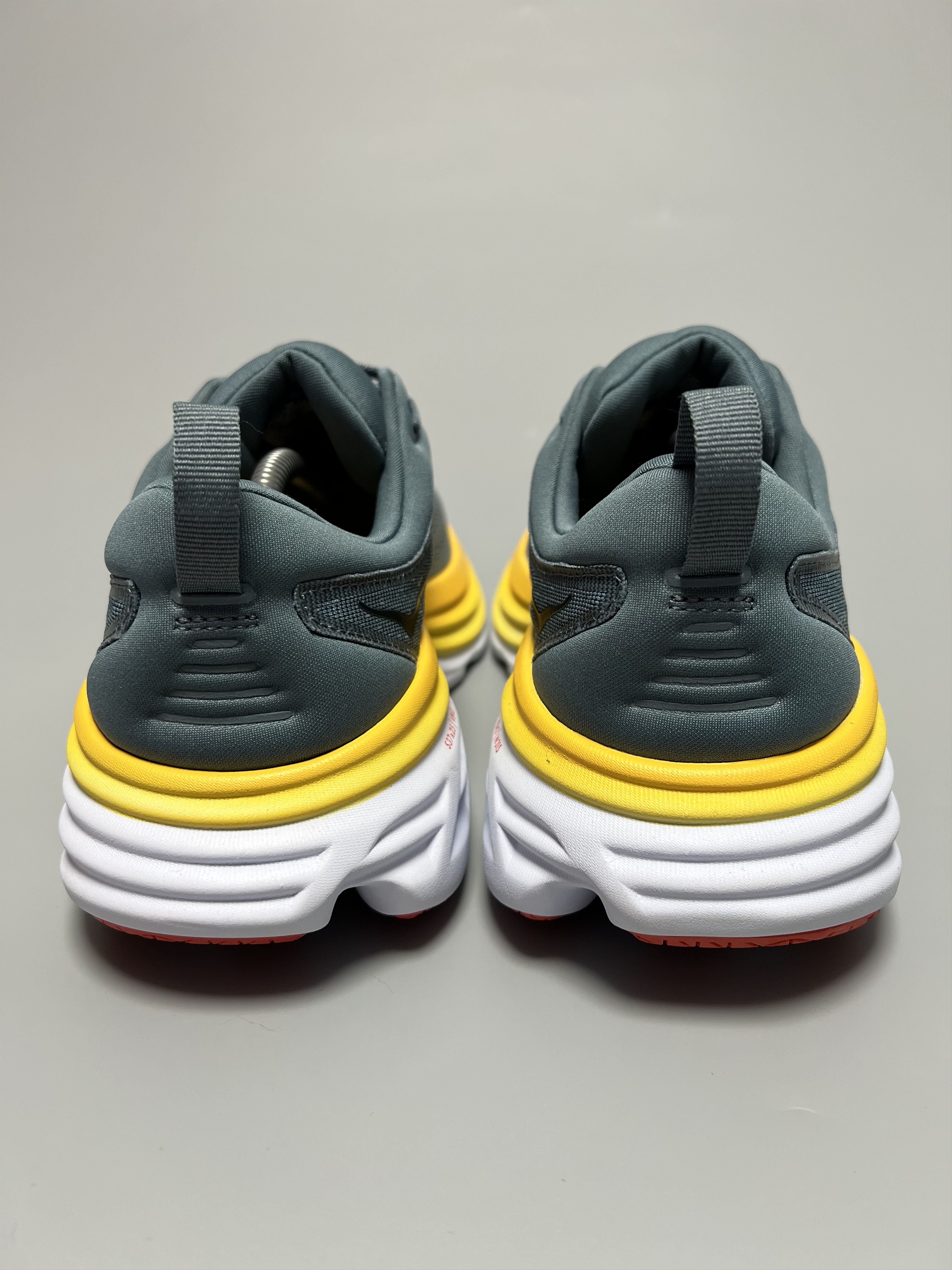 Hoka 9.5 EE Hoka One One Bondi 8 Wide Running Shoes Gym Walking Size US 9.5 / EU 42-43 - 3 Thumbnail