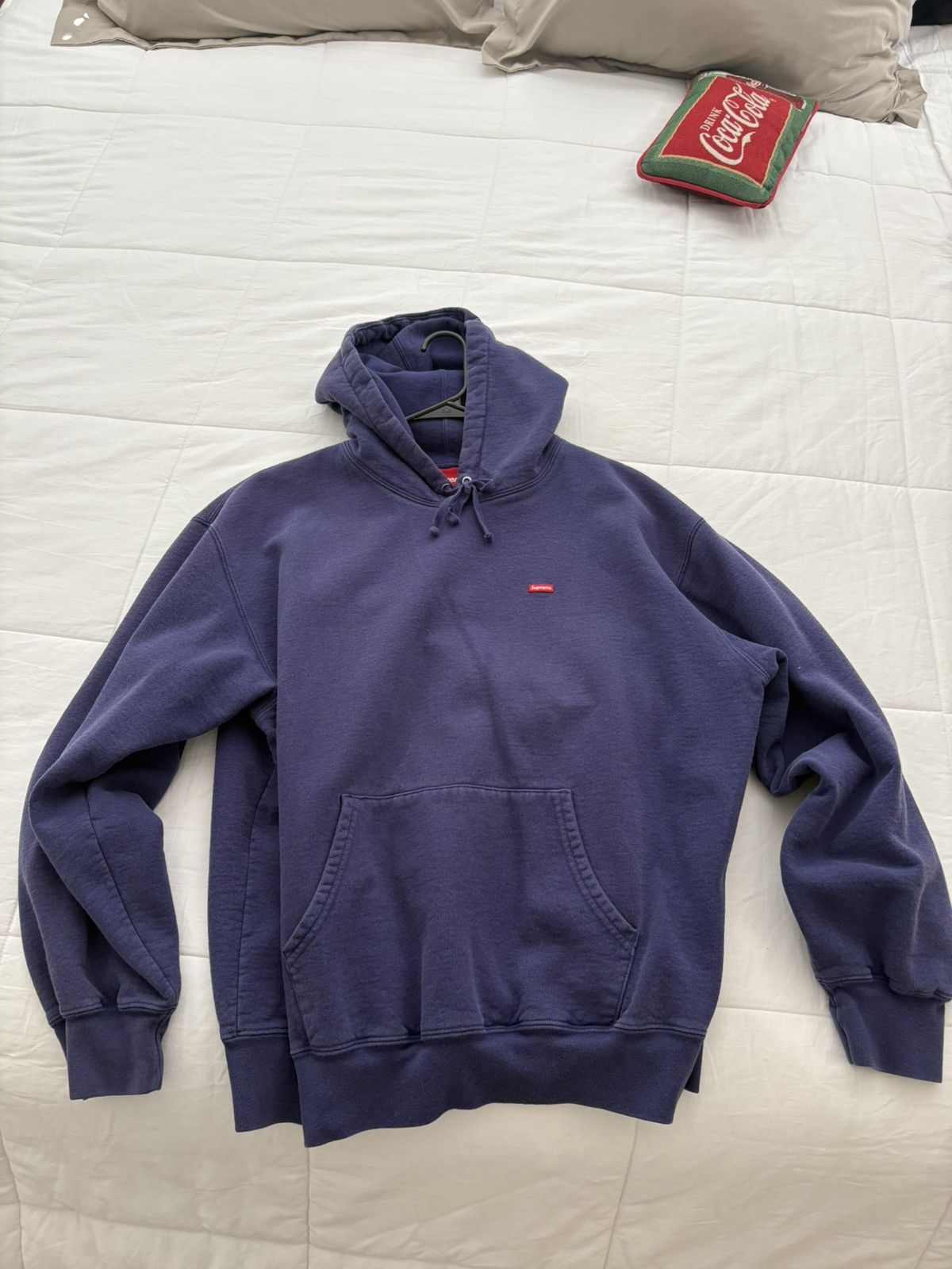Supreme 2021 Supreme Small Box Logo Hoodie Size US XL / EU 56 / 4 - 1 Thumbnail