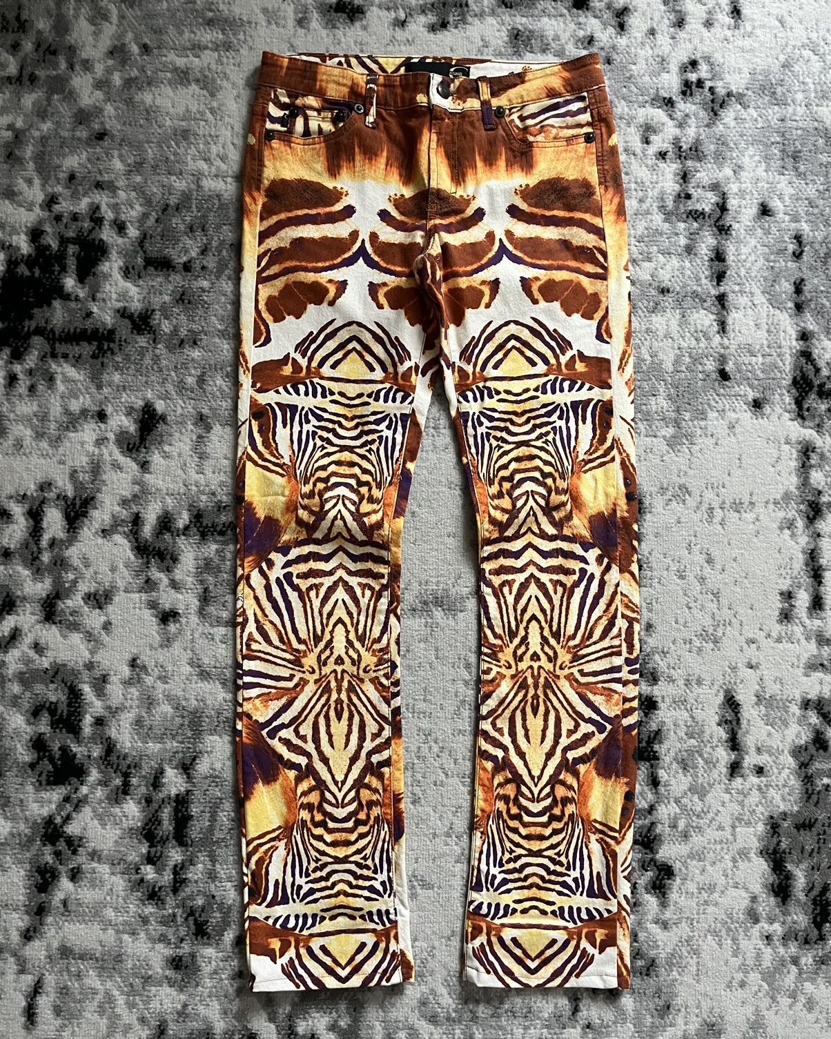 image of Archival Clothing x Just Cavalli 00S Just Cavalli Fire Lyric Rockstar Pants in White (Size 30)