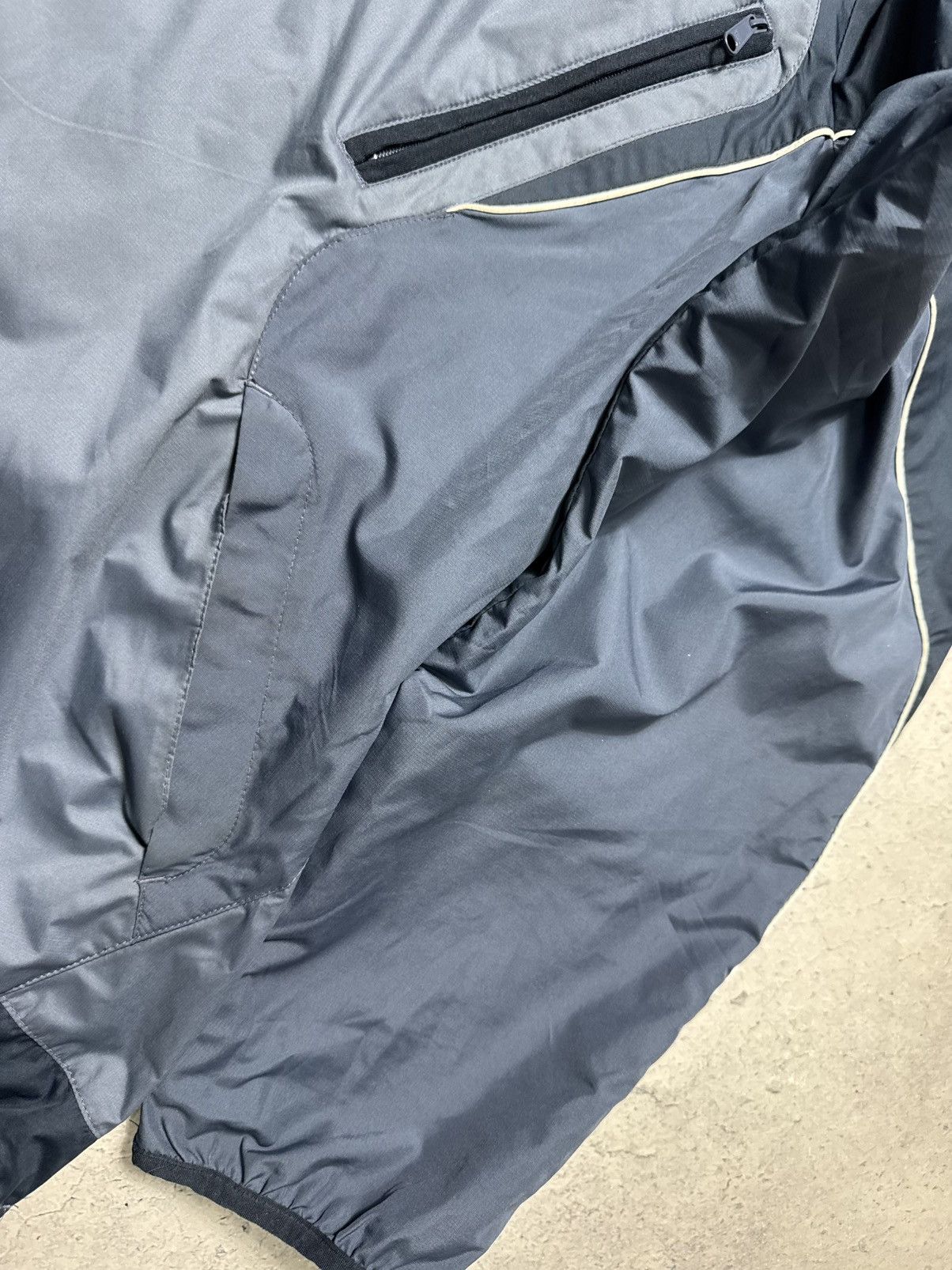 Nike Nike Vintage Nylon Track Suit Jacket & Pants Size XL Size US XL / EU 56 / 4 - 20 Thumbnail