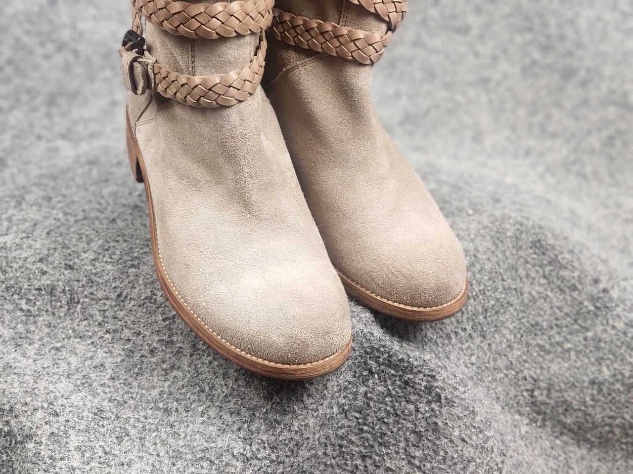 Marina Rinaldi Marina Rinaldi Design suede Leather Ankle Boots Floor Model Size US 8 / IT 38 - 11 Thumbnail