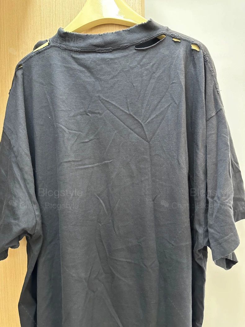 Balenciaga Balenciaga Earth Washed Vintage Ripped Distressed Short Sl Size US L / EU 52-54 / 3 - 7 Thumbnail