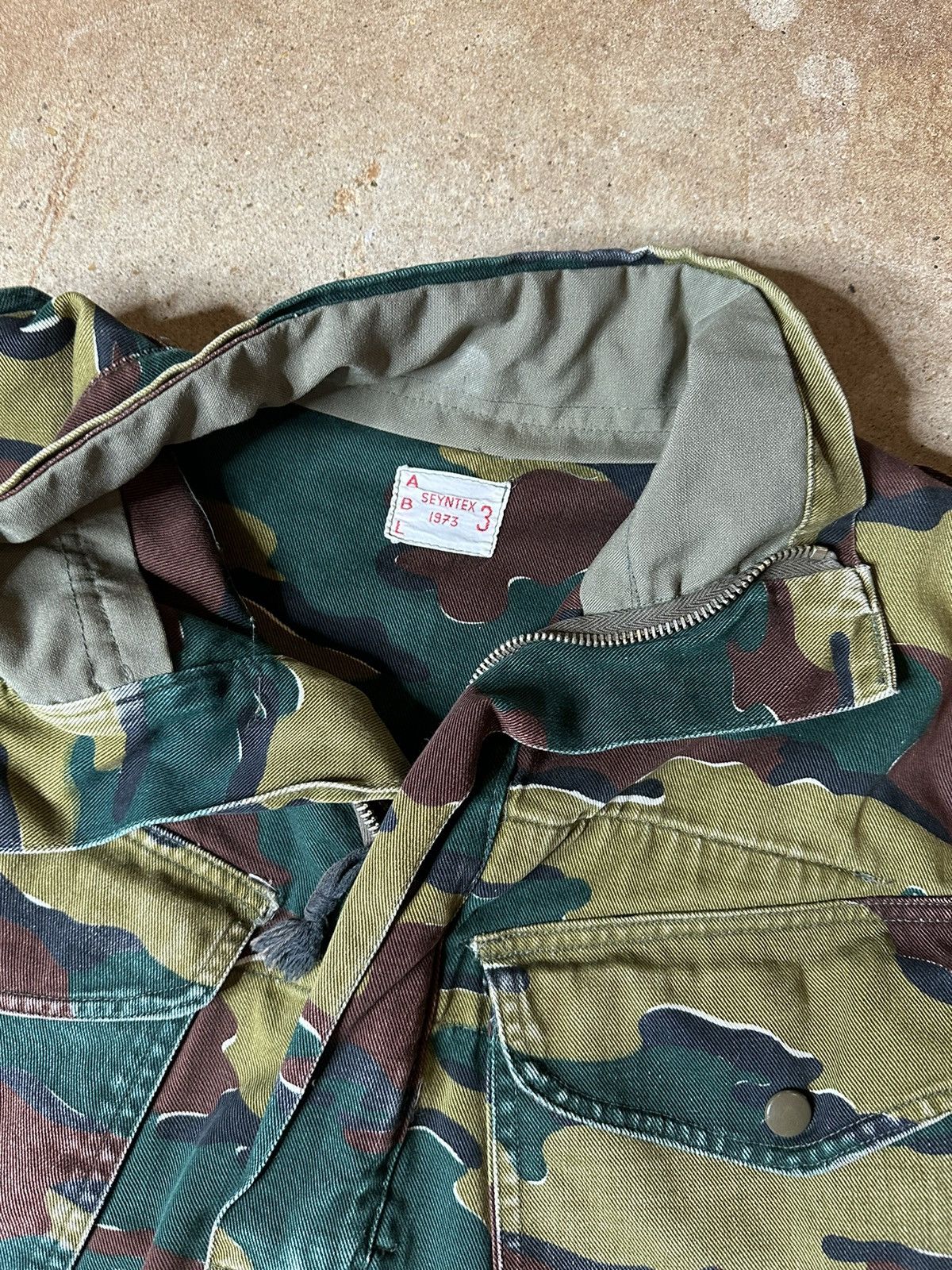 Vintage 1973 Dutch(?) Seyntex Paramilitary Camo Flight Jacket Size US M / EU 48-50 / 2 - 3 Thumbnail