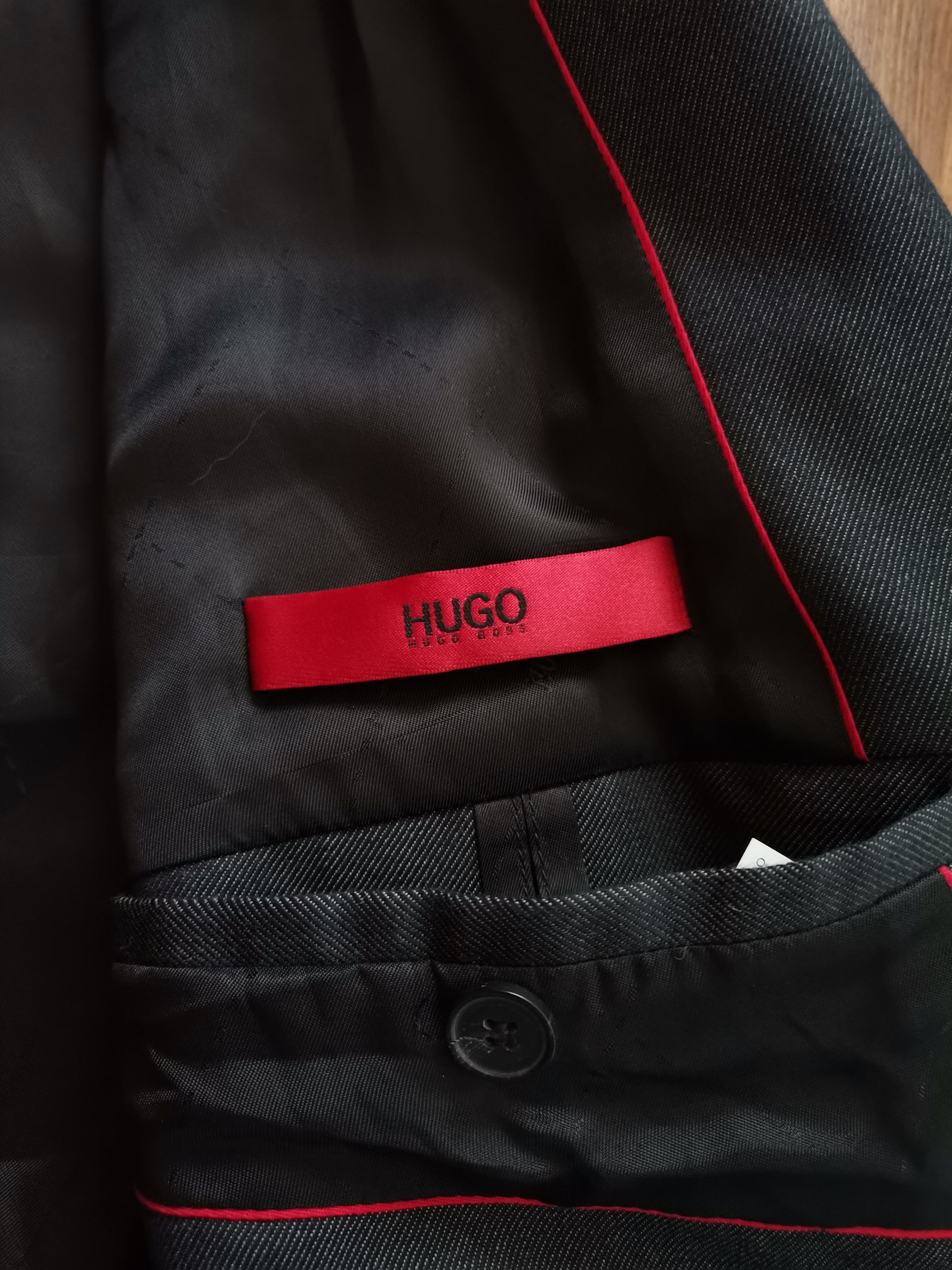 Hugo Boss Hugo Boss Blazer Size 44R - 2 Thumbnail