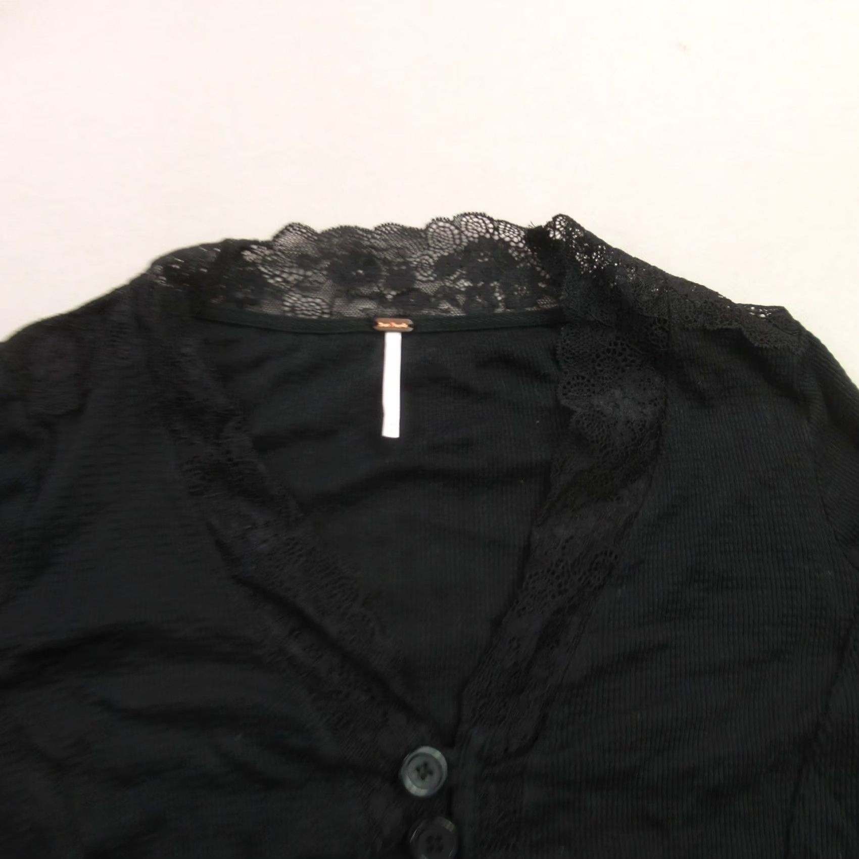 Free People Free People Shirt Womens Medium Long Sleeve Button Front Black V Neck Size M / US 6-8 / IT 42-44 - 3 Thumbnail