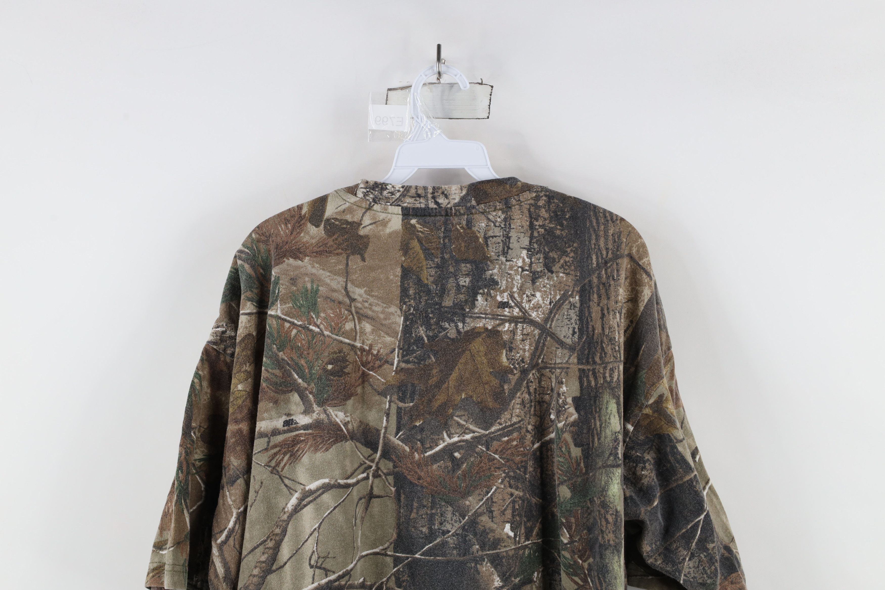 Cabelas × Vintage Vintage Y2K Cabelas Camouflage Short Sleeve Pocket T-Shirt Size US XXL / EU 58 / 5 - 10 Thumbnail