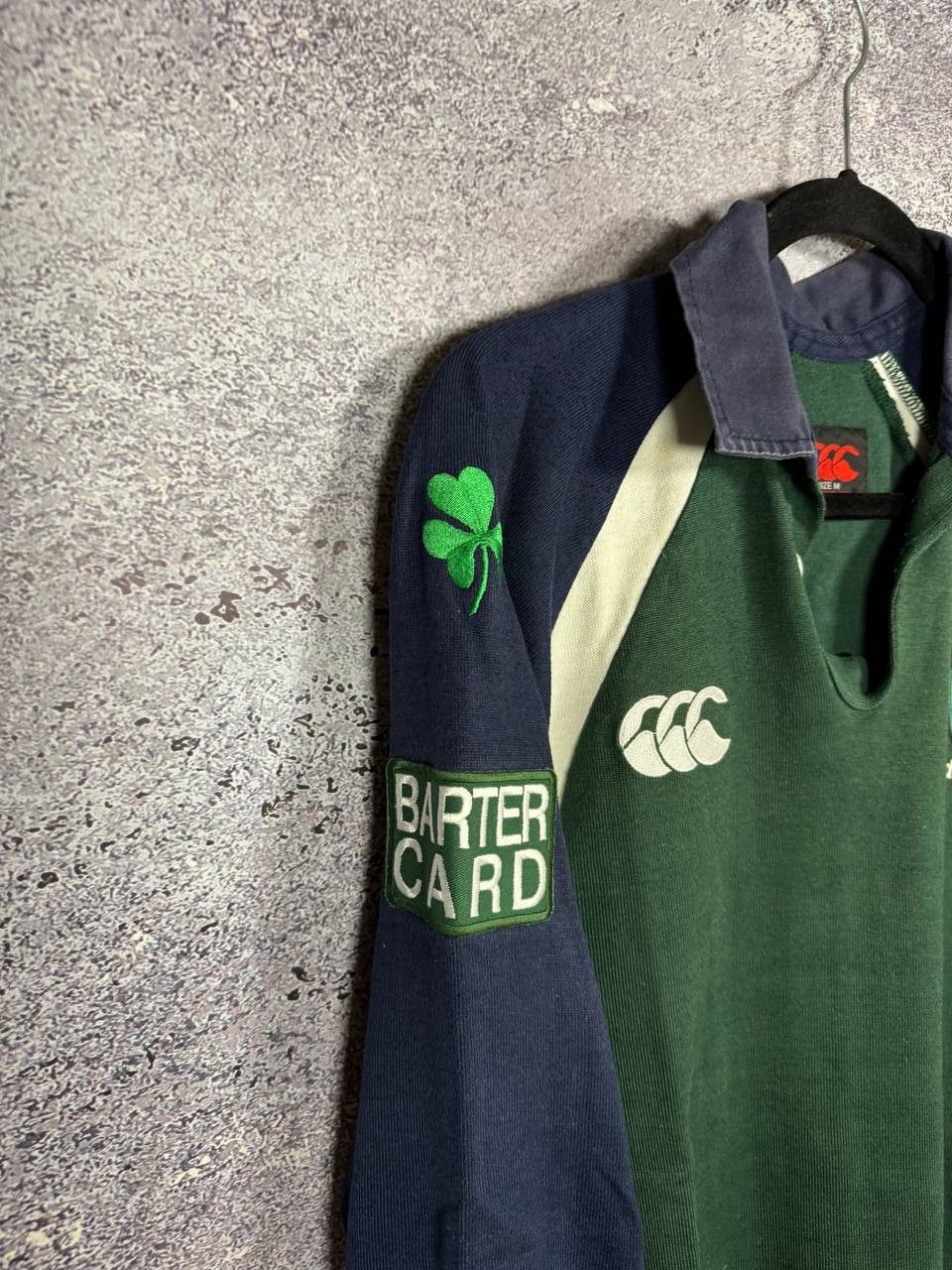 Canterbury of New Zealand Vintage 2003 London Irish Union Canterbury Rugby Jersey Size US M / EU 48-50 / 2 - 6 Thumbnail