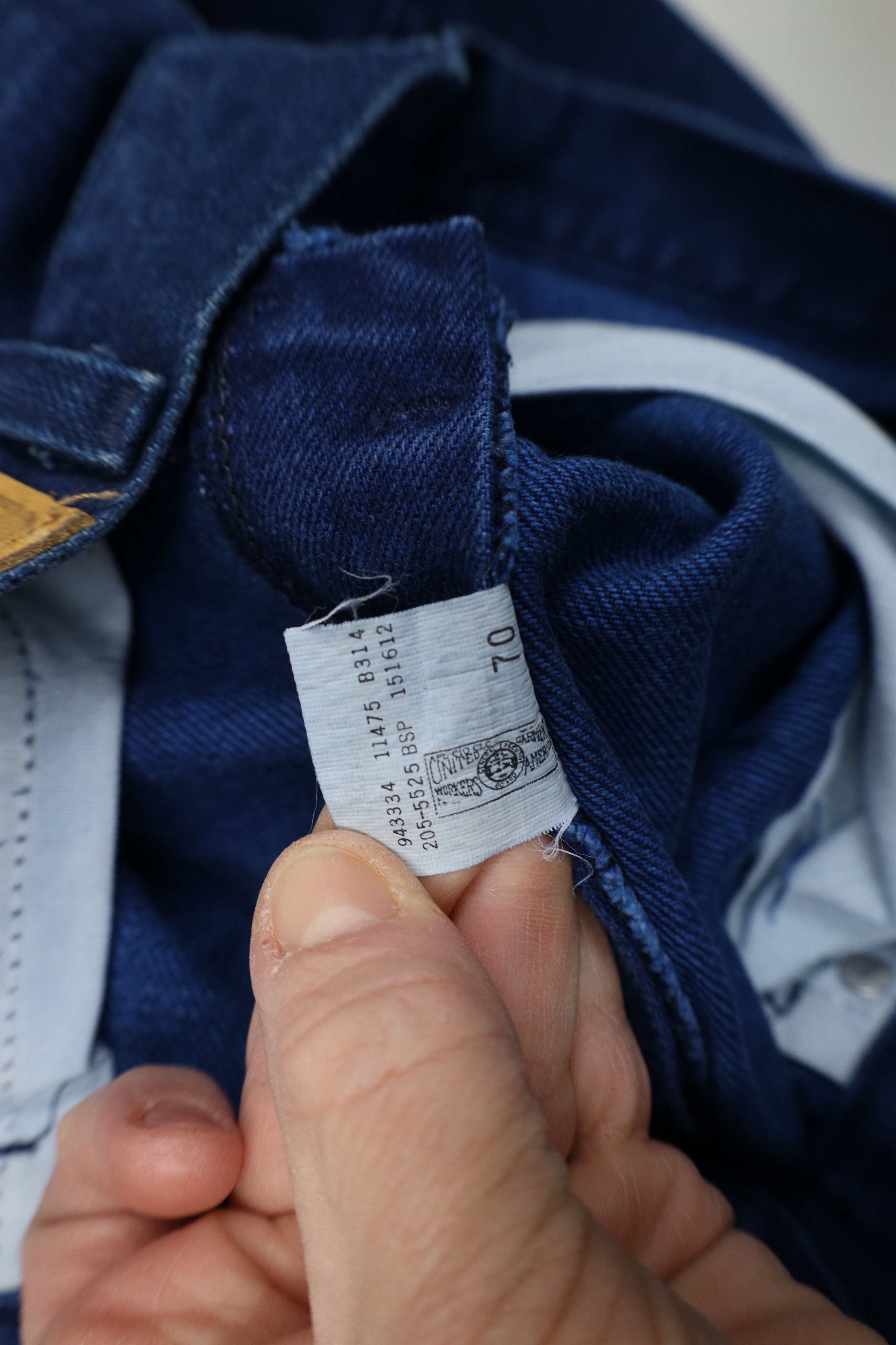 Lee Deadstock Vintage 90s Lee Tapered Leg Denim Jeans Blue USA Size US 36 / EU 52 - 10 Thumbnail