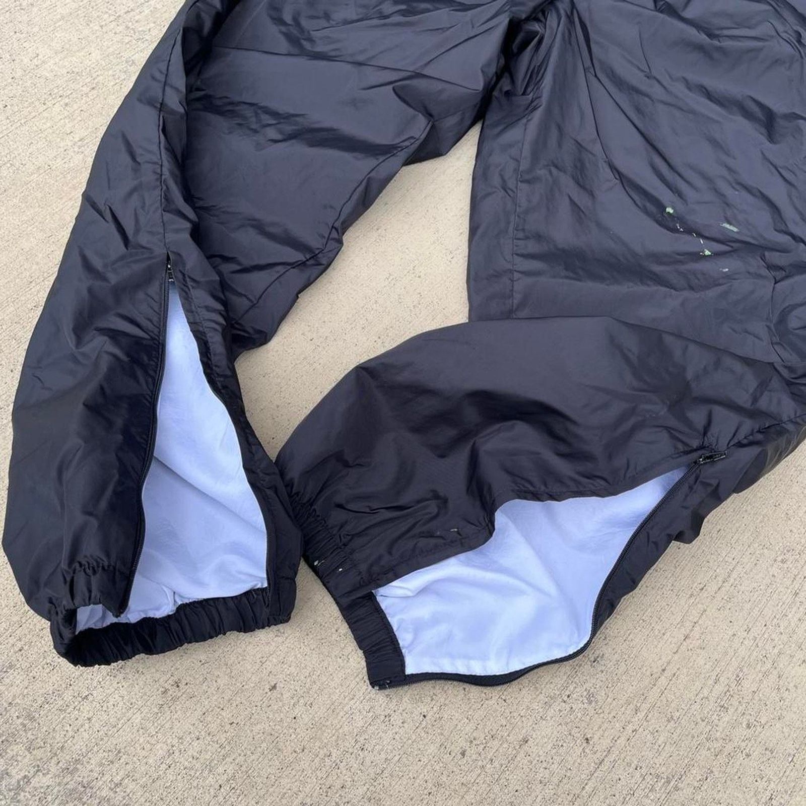 Nike Y2K Nike Windbreaker Jogger Track Sweatpants Lined Ankle Zip Size US 32 / EU 48 - 5 Thumbnail