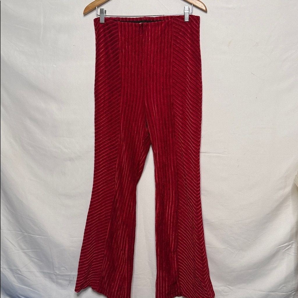Free People NWOT Free People pull on velvet feel flare red pants sz Lg Size 32" / US 10 / IT 46 - 1 Thumbnail
