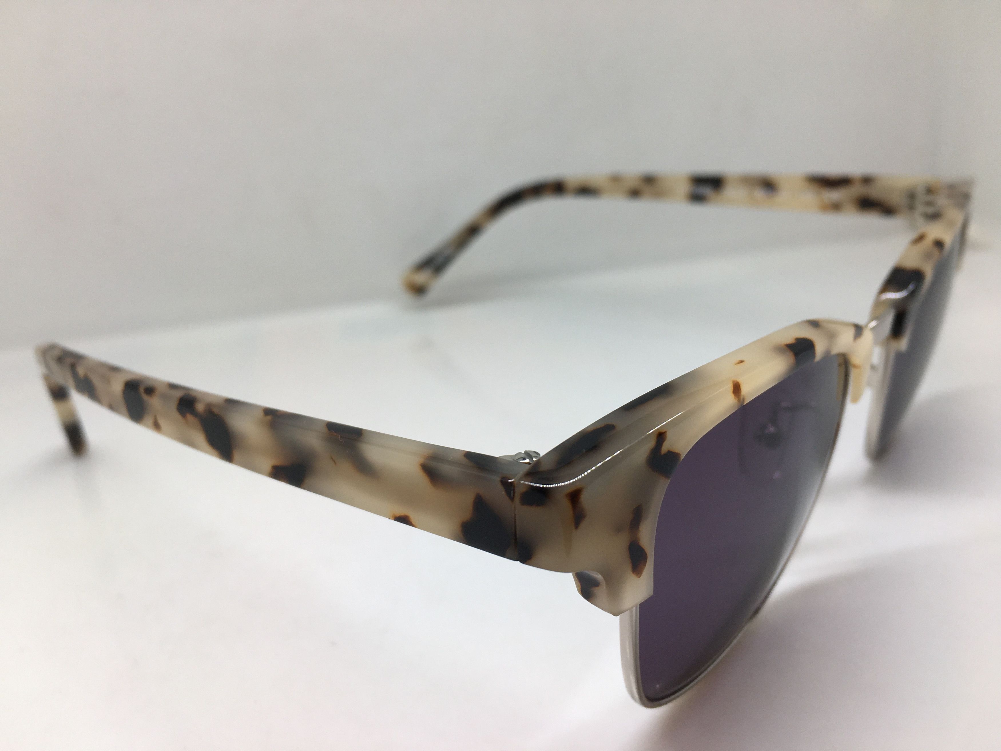 Other Ross & Brwon Malcolm X Sunglasses Frame Size ONE SIZE - 2 Thumbnail