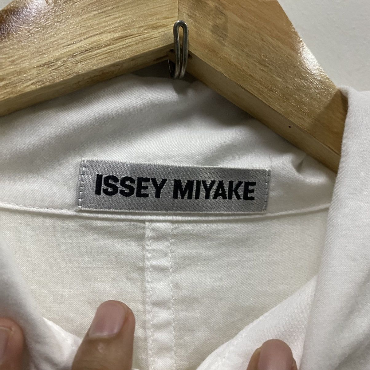 Issey Miyake Issey Miyake White Ruched Button-Up Shirt Size M / US 6-8 / IT 42-44 - 12 Thumbnail