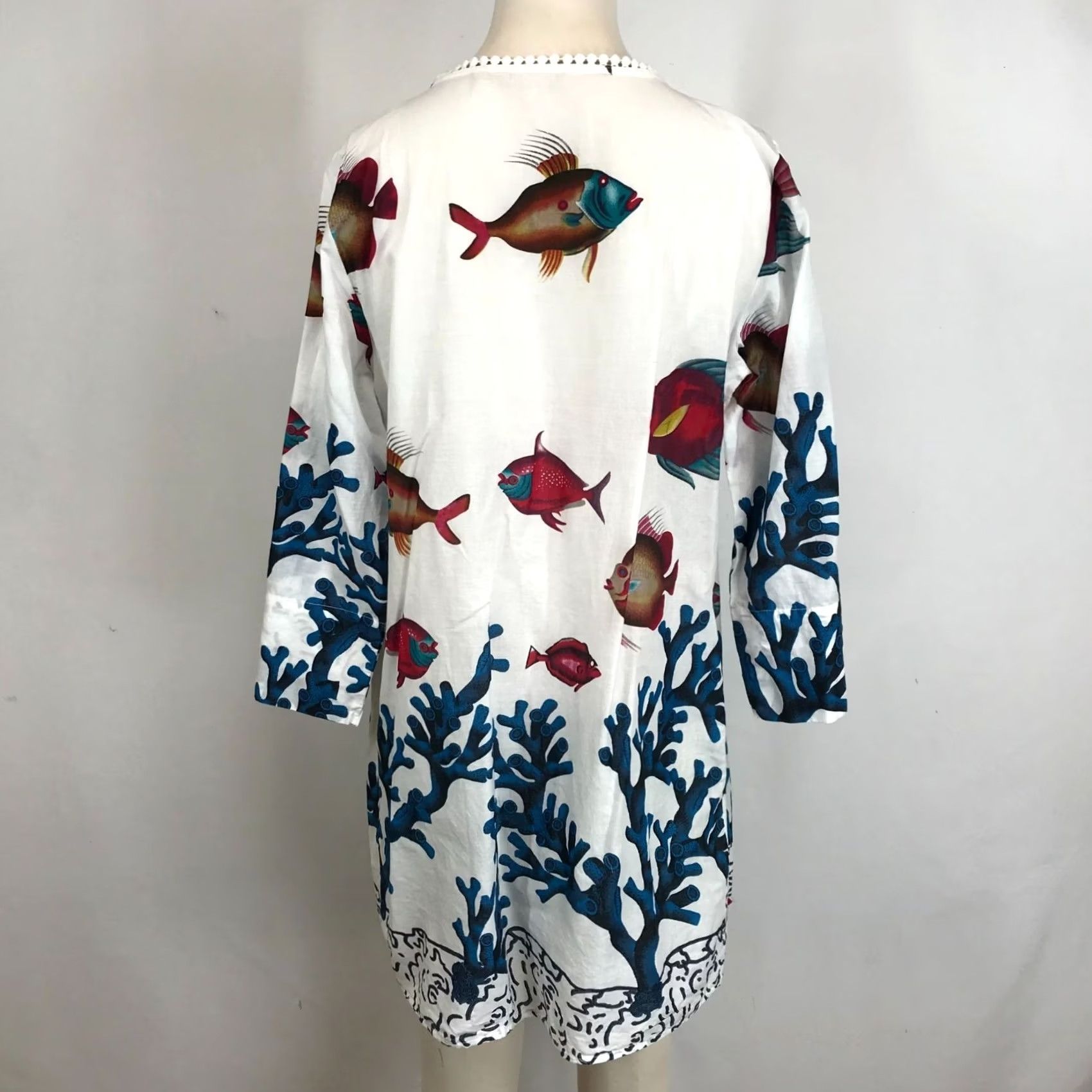 Soft Surroundings SOFT SURROUNDINGS WOMEN'S SMALL WHITE TUNIC TOP CORAL FISH PRINT COVER UP TUNIC BLOUSE 3/4 S/S V-NECK Size S / US 4 / IT 40 - 5 Thumbnail