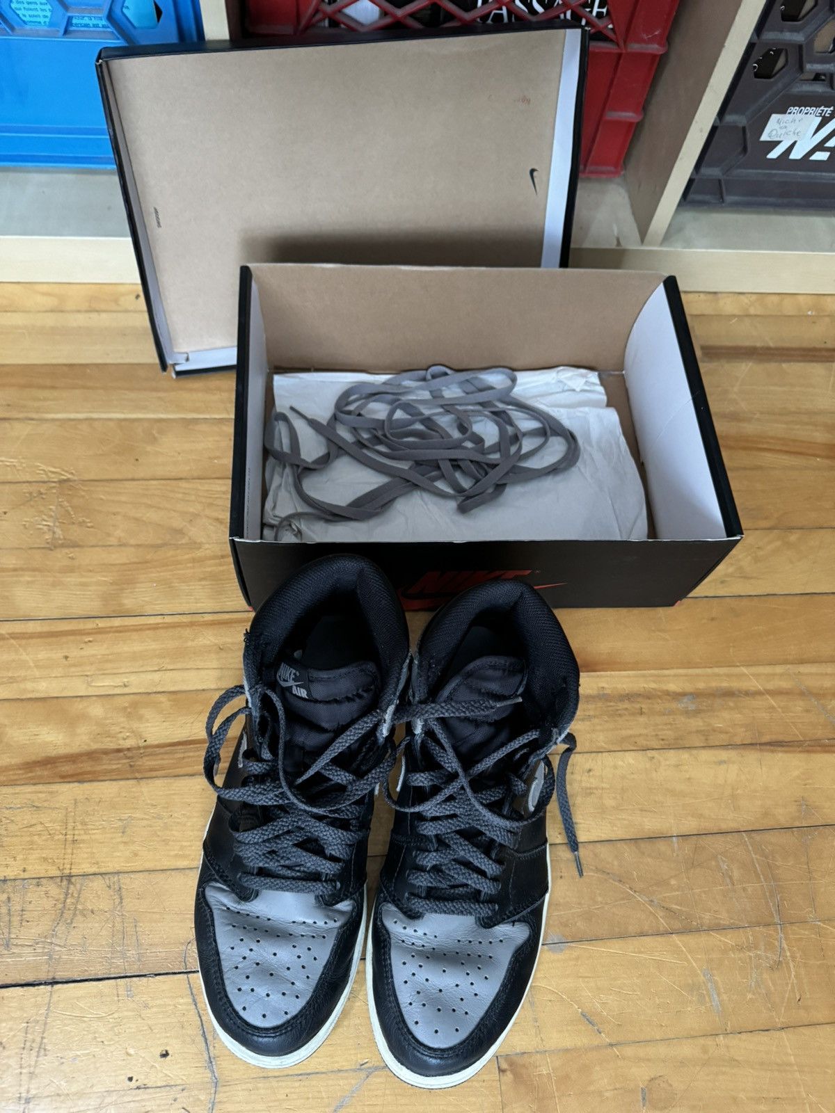 Jordan Brand Air Jordan 1 High OG "Shadow" 2018 Size US 8 / EU 41 - 10 Thumbnail