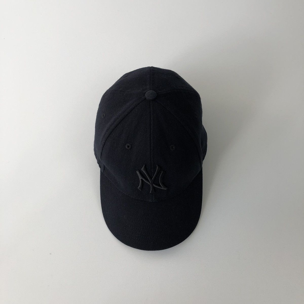 New York Yankees Nike Team NY 05’ New York Yankees Vintage Wool Cap Black Size ONE SIZE - 6 Thumbnail