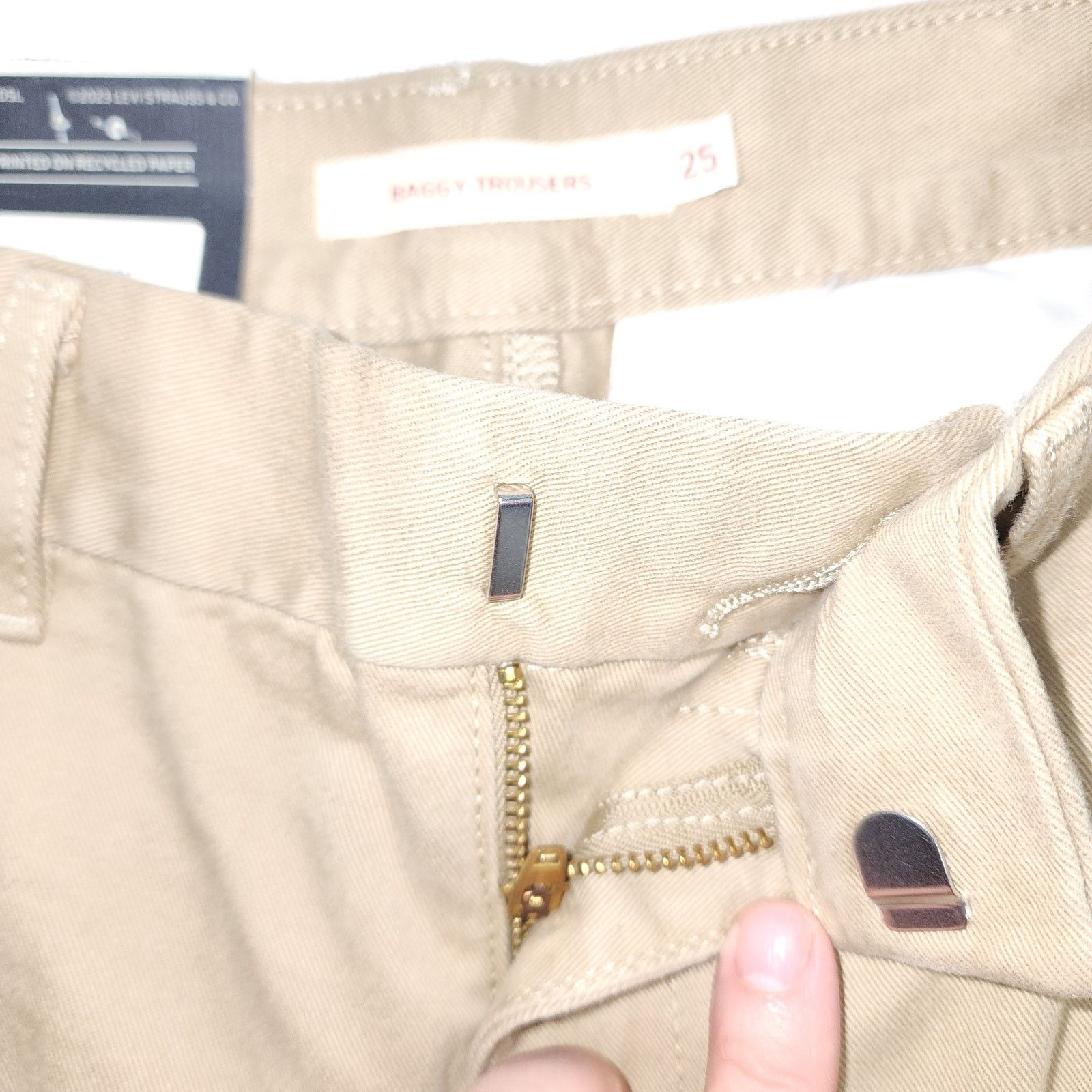 Levi's Levi's baggy trousers loose hips and thigh W25''xL31'' Size 25" / US 0 / IT 36 - 8 Thumbnail