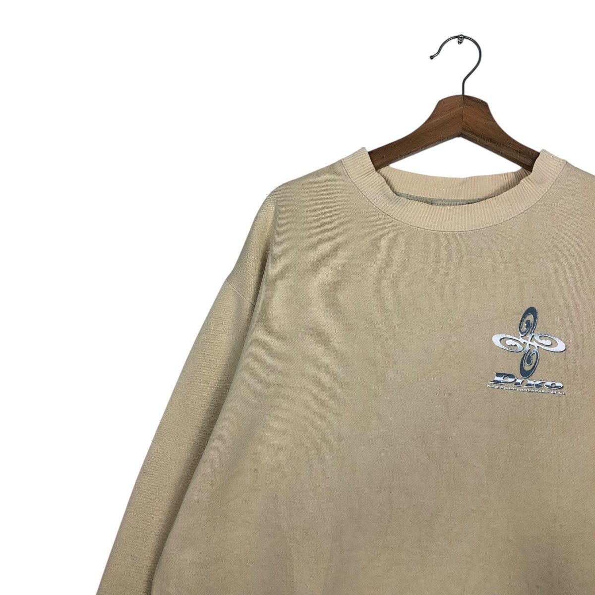 Japanese Brand 🔥VINTAGE SWEATSHIRT CREWNECK HAWAII PIKO BIG LOGO Size US L / EU 52-54 / 3 - 9 Thumbnail
