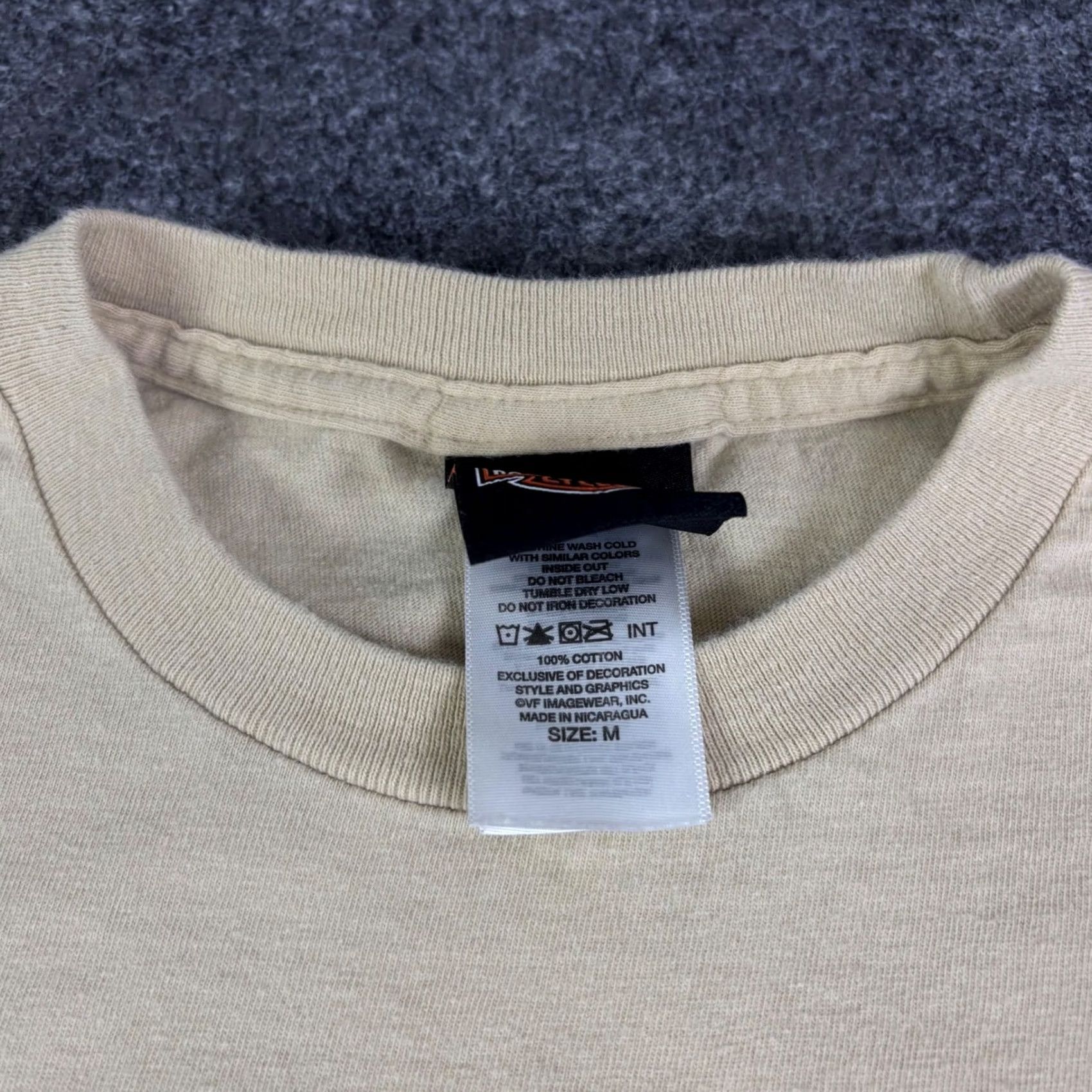 Harley Davidson Harley-Davidson T-Shirt Mens Medium Graphic Short Sleeve Beige Crew Neck Logo 5 Seconds of Summer Wolf Eagle Vintage? Size US M / EU 48-50 / 2 - 6 Thumbnail