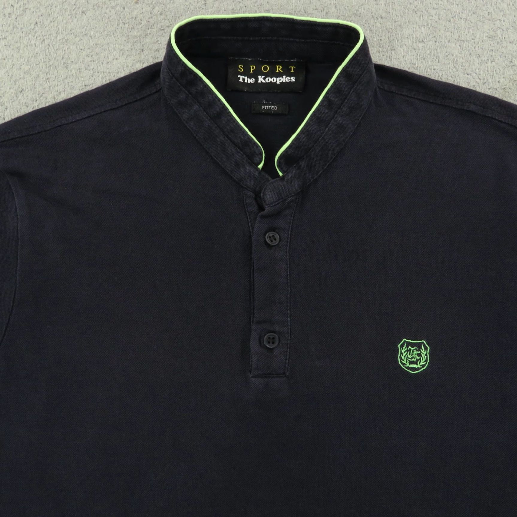 The Kooples The Kooples Polo Mens Small Fitted Slim Black Band Blade Collar Crest Logo SPORT Shirt Mens Small Black Logo Crest Polo SPORT The Kooples Size US S / EU 44-46 / 1 - 3 Thumbnail