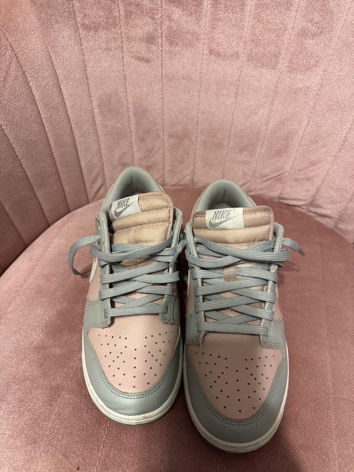 Nike pink and gray dunks Size US 9.5 / IT 39.5 - 3 Thumbnail