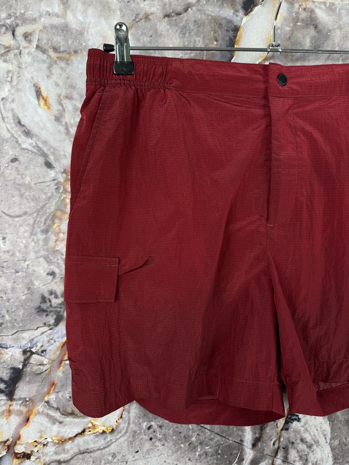 Tommy Hilfiger Men’s Calvin Klein Nylon Shorts Size Large Size US 36 / EU 52 - 2 Thumbnail