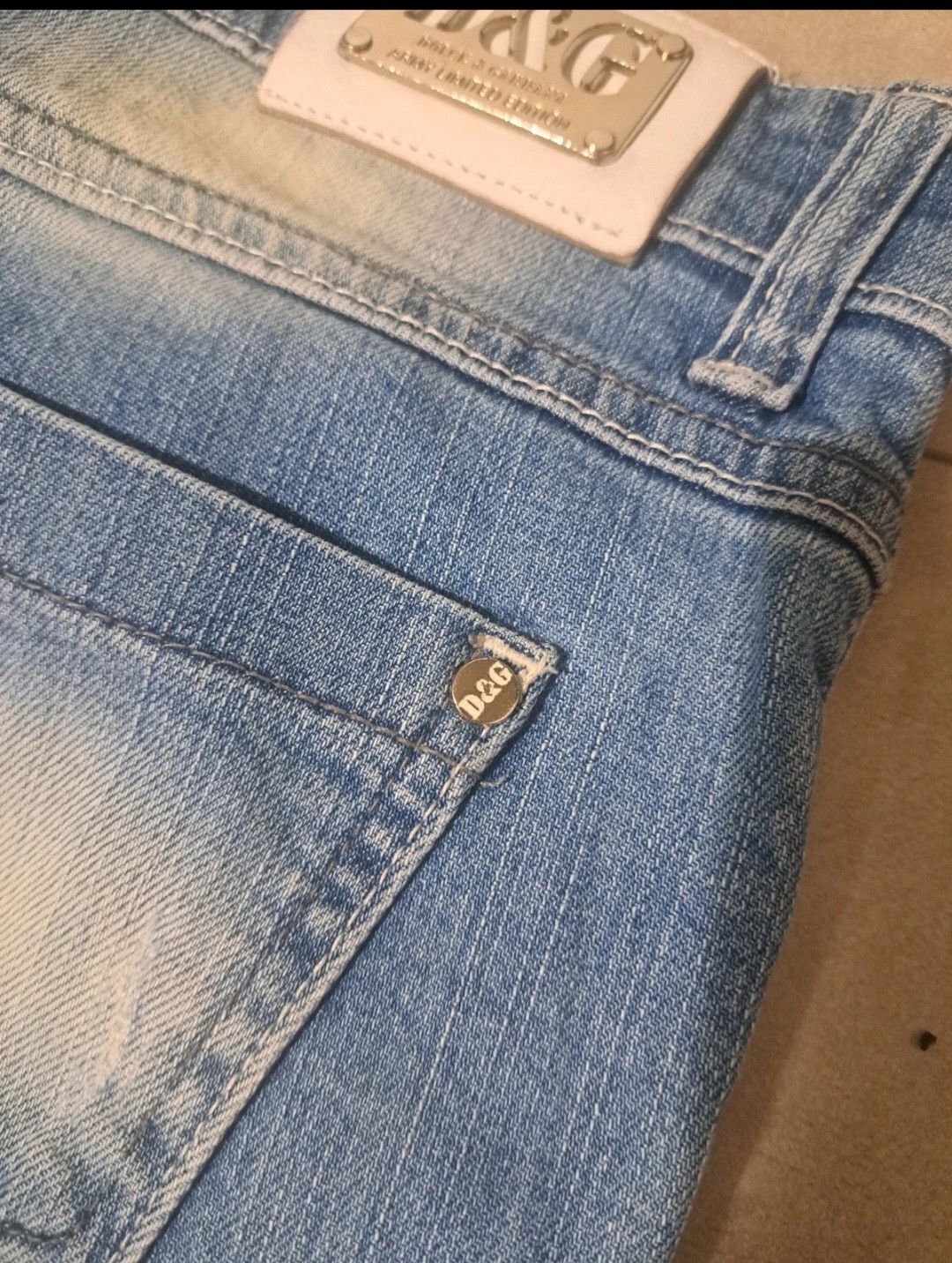 Dolce & Gabbana Dolce and gabsna vintage limited edition Size 28" / US 6 / IT 42 - 4 Thumbnail
