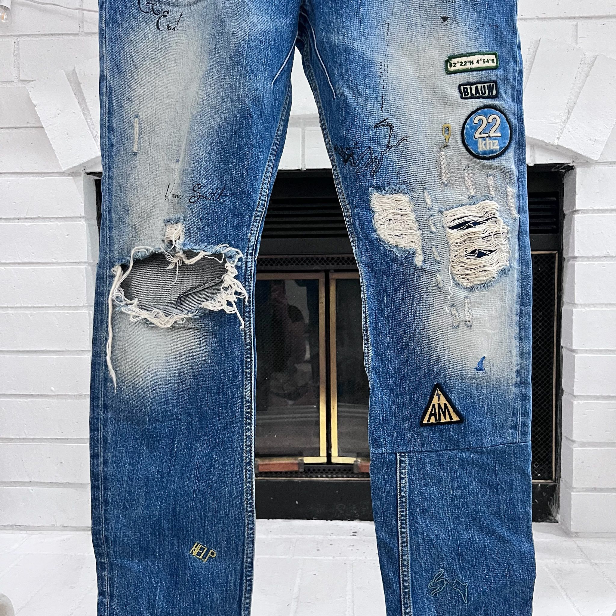 Scotch & Soda Scotch & Soda Blue Distressed Ripped Patches Painted Jeans Size US 32 / EU 48 - 4 Thumbnail