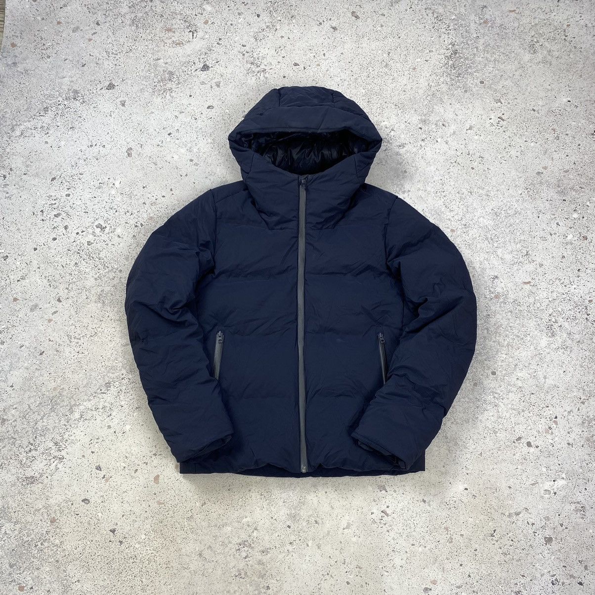 Uniqlo Men's Down Hooded Navy Blue Zip Puffer Jacket Men's