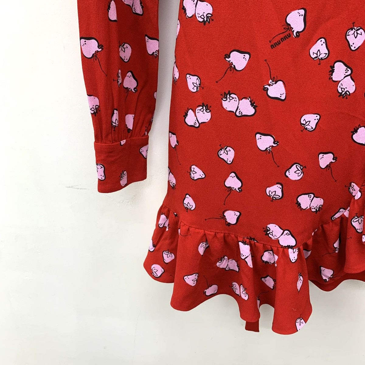 Miu Miu Miu Miu Red V-neck Lace Long Sleeve Dress K26WX Size XS / US 0-2 / IT 36-38 - 4 Thumbnail