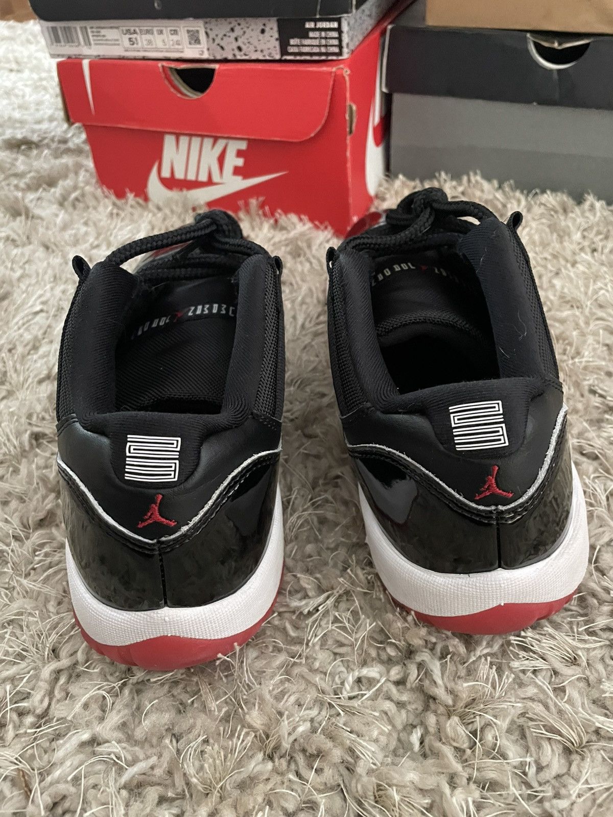 Jordan Brand Jordan 11 Bred Low Size US 7 / EU 40 - 6 Thumbnail