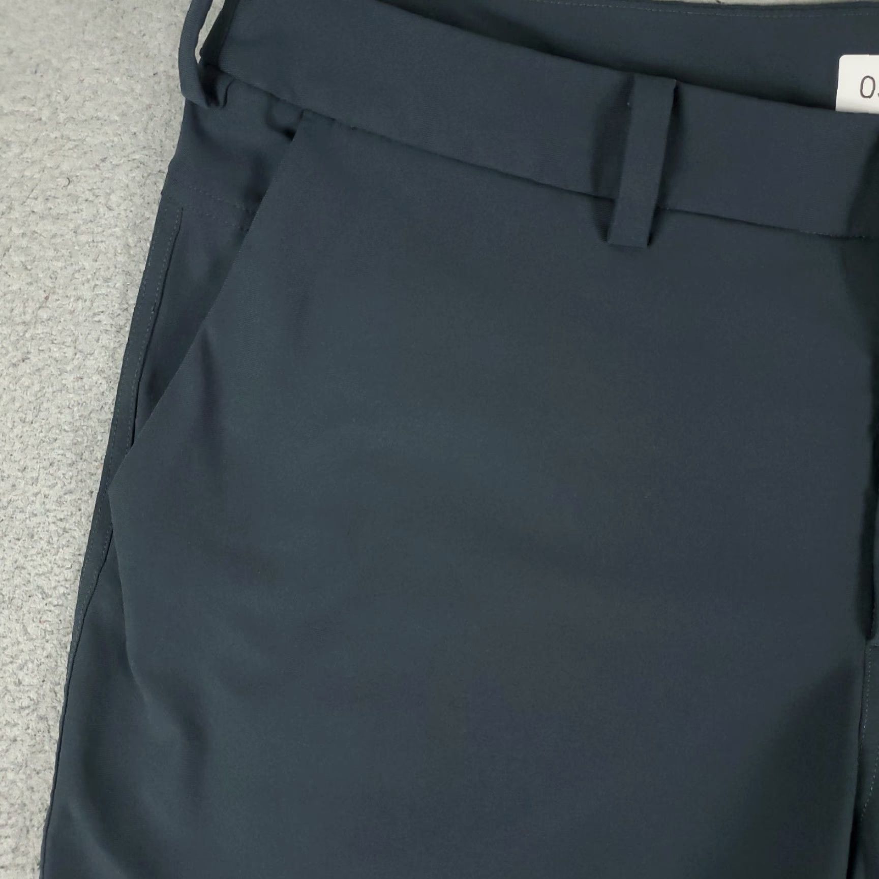 Lululemon Lululemon Mens Shorts 38 Gray Tech Polyester Flat Front Chino Casual Business Travel Workwear Utility Size US 38 / EU 54 - 2 Thumbnail