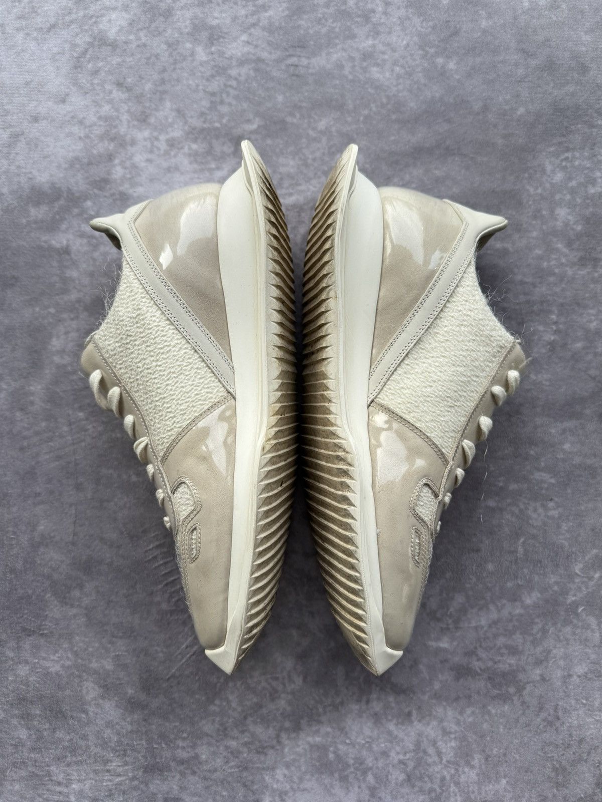 Rick Owens Rick Owens Dirt S/S18 Plastic Shearling Runner Sneakers Size US 9.5 / EU 42-43 - 4 Thumbnail