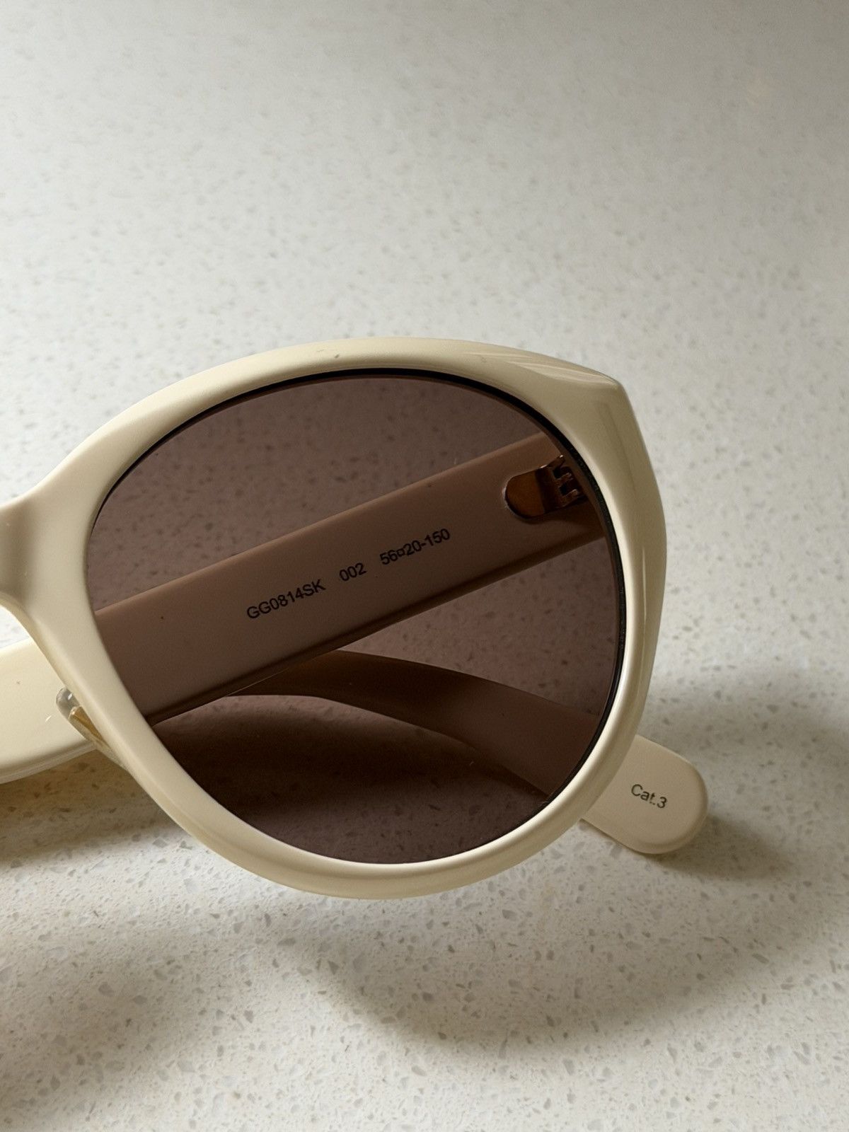 Gucci Gucci white GG sunglasses shades Size ONE SIZE - 5 Thumbnail